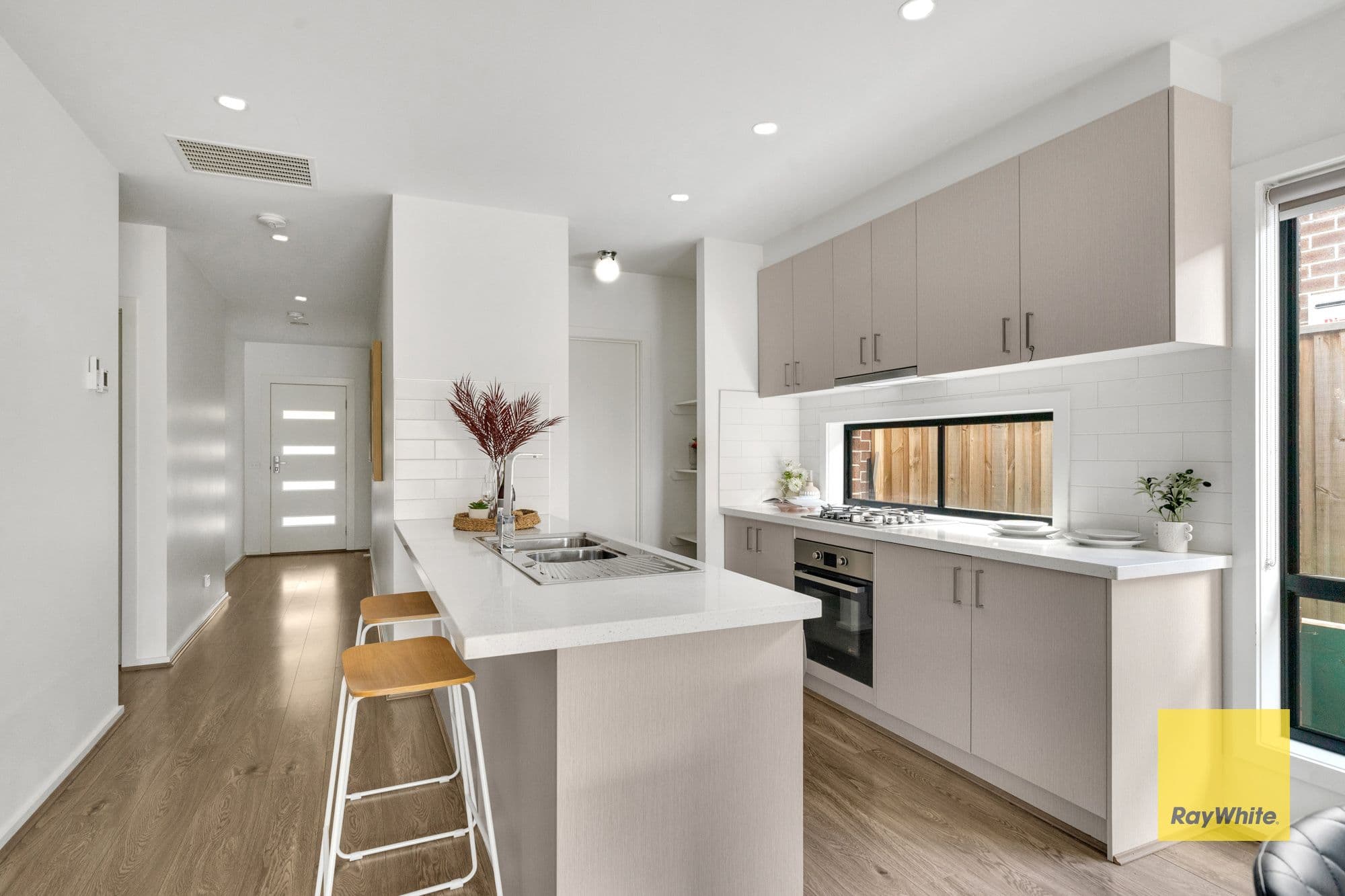 72 Murray Road , THORNHILL PARK VIC 3335, Thornhill Park - Thumbnail 5