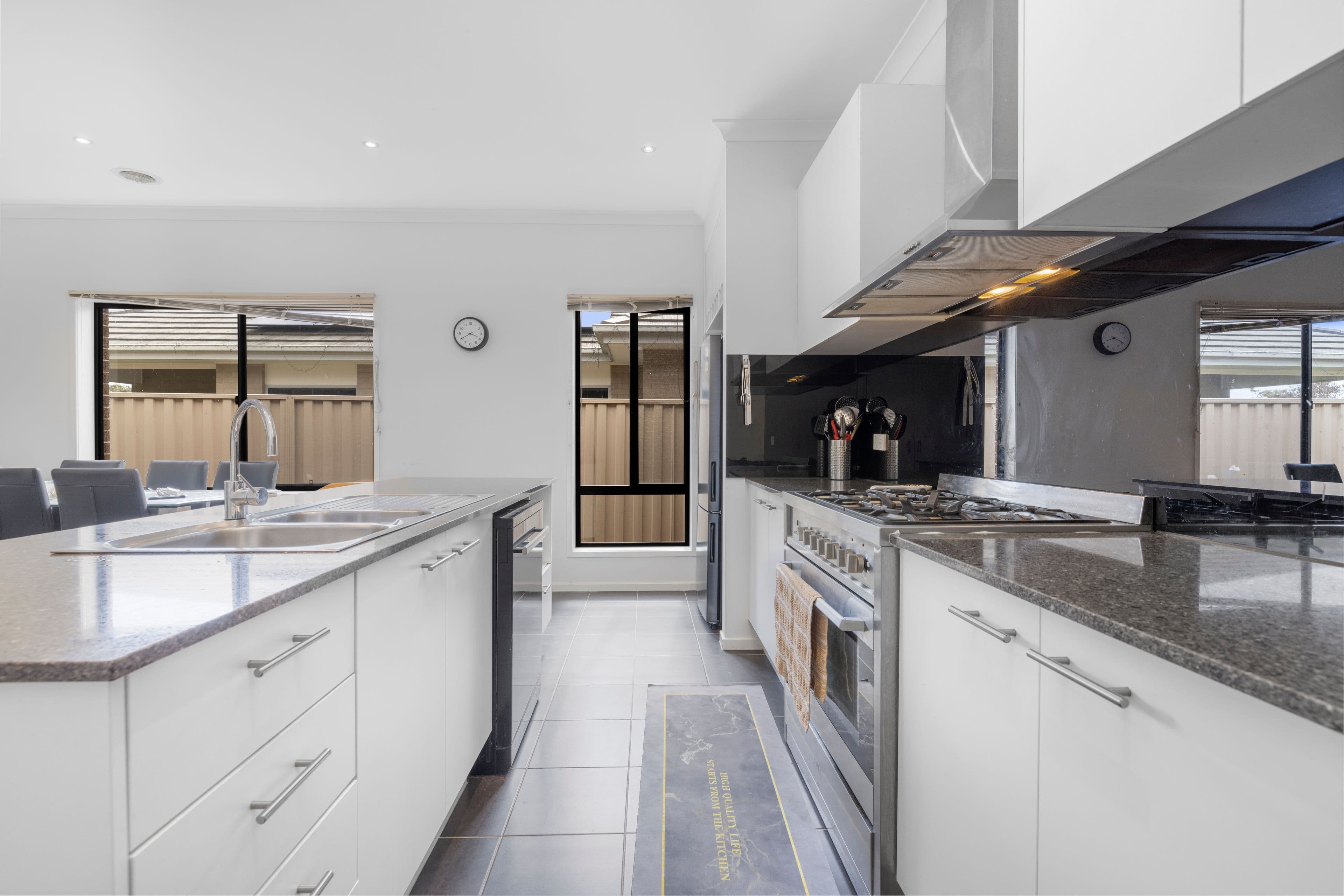 34 Ashford Drive , Pakenham VIC 3810, Pakenham - Thumbnail 4