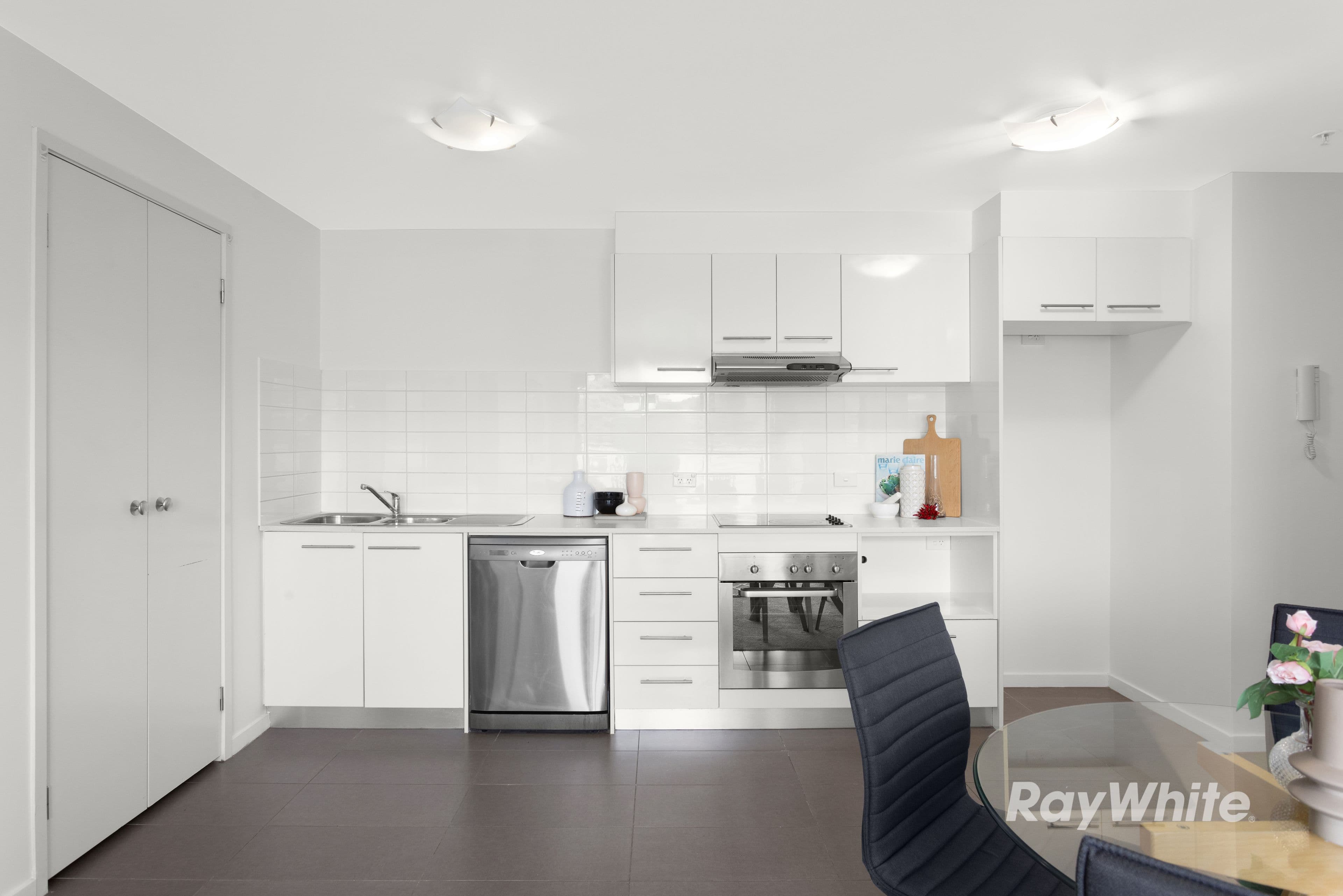 17 Shepparson Avenue , Carnegie VIC 3163, Carnegie - Thumbnail 4
