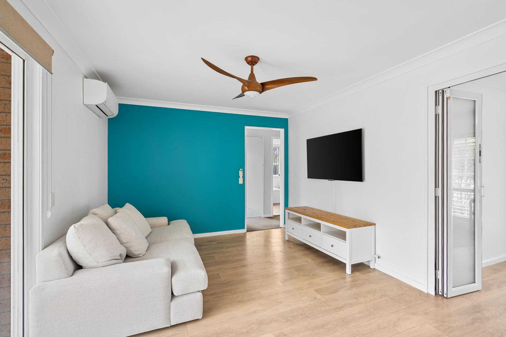 3 Bottlebrush Drive, Glenning Valley - Thumbnail 3