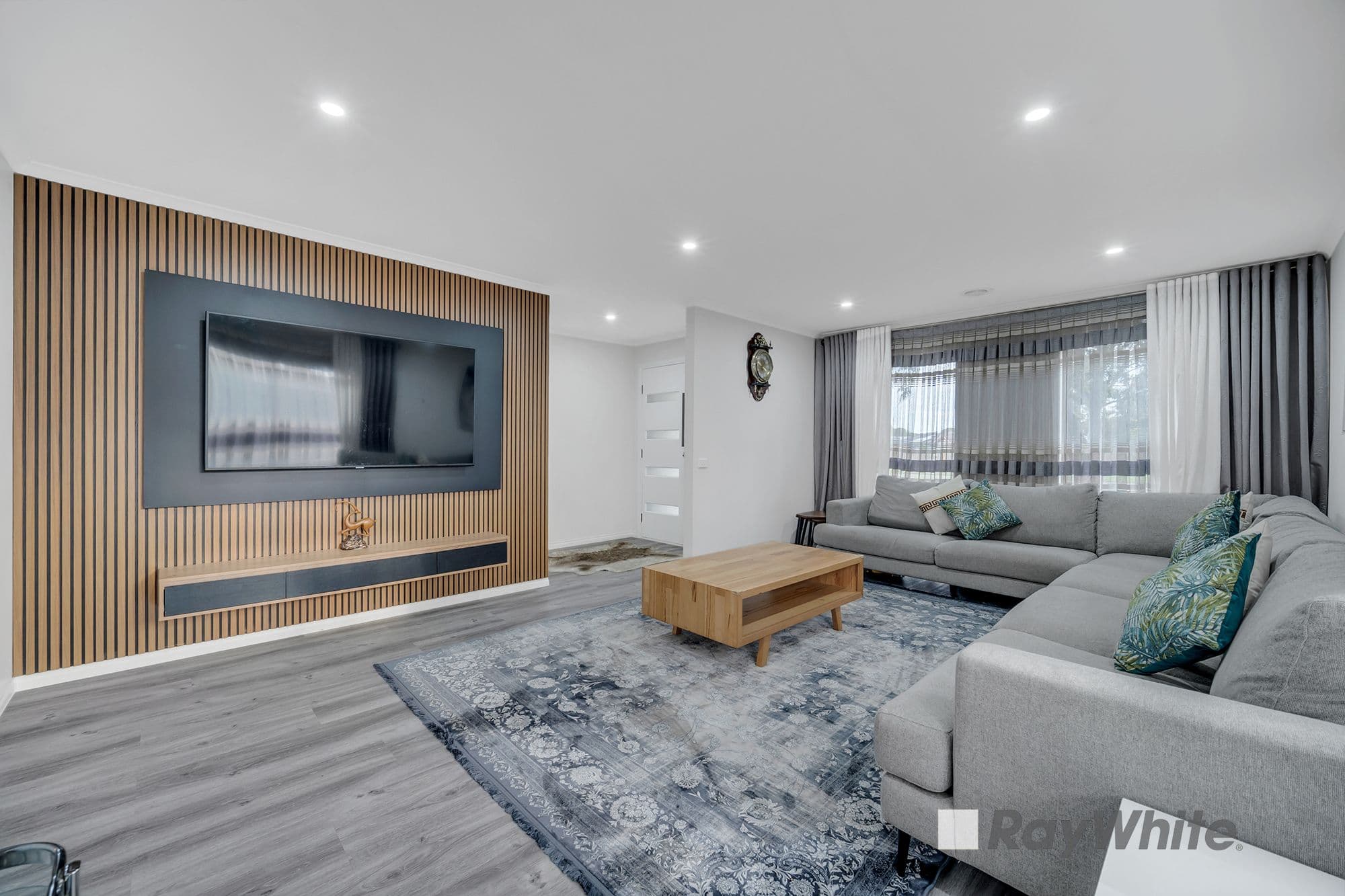 31 Glenora Way , Hampton Park VIC 3976, Hampton Park - Thumbnail 4