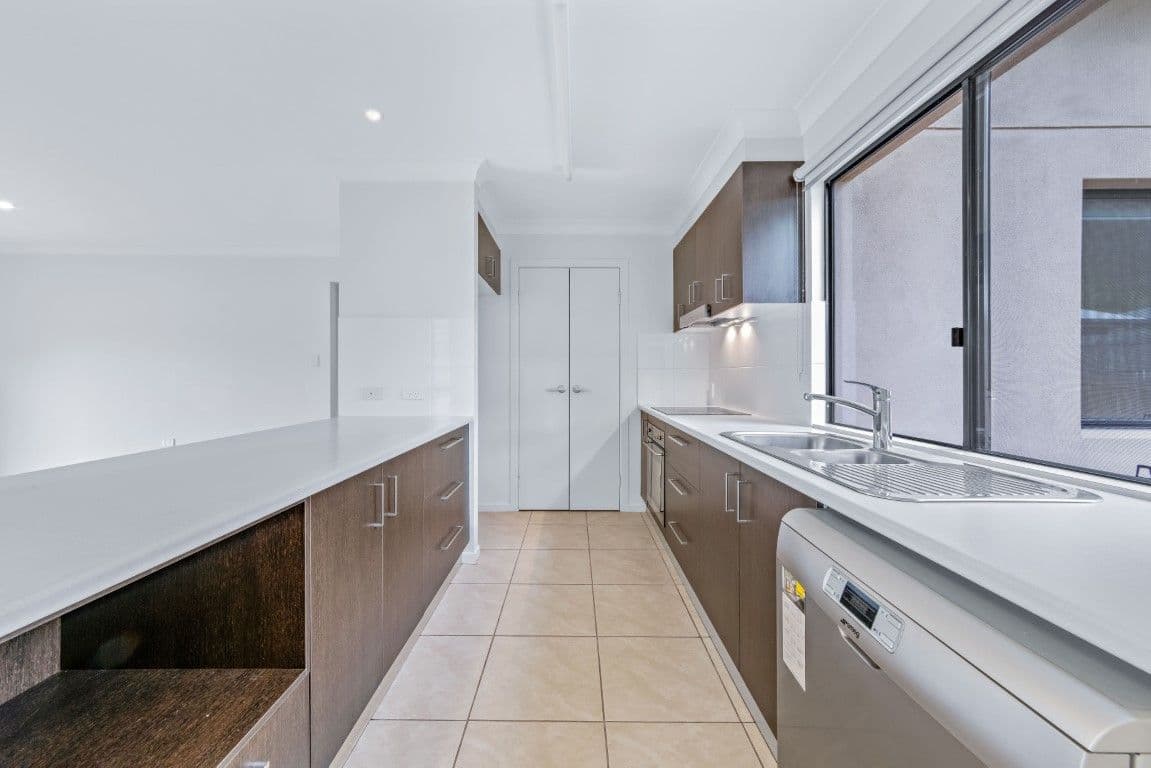 61 Endeavour Circuit , Cannonvale QLD 4802, Cannonvale - Thumbnail 6