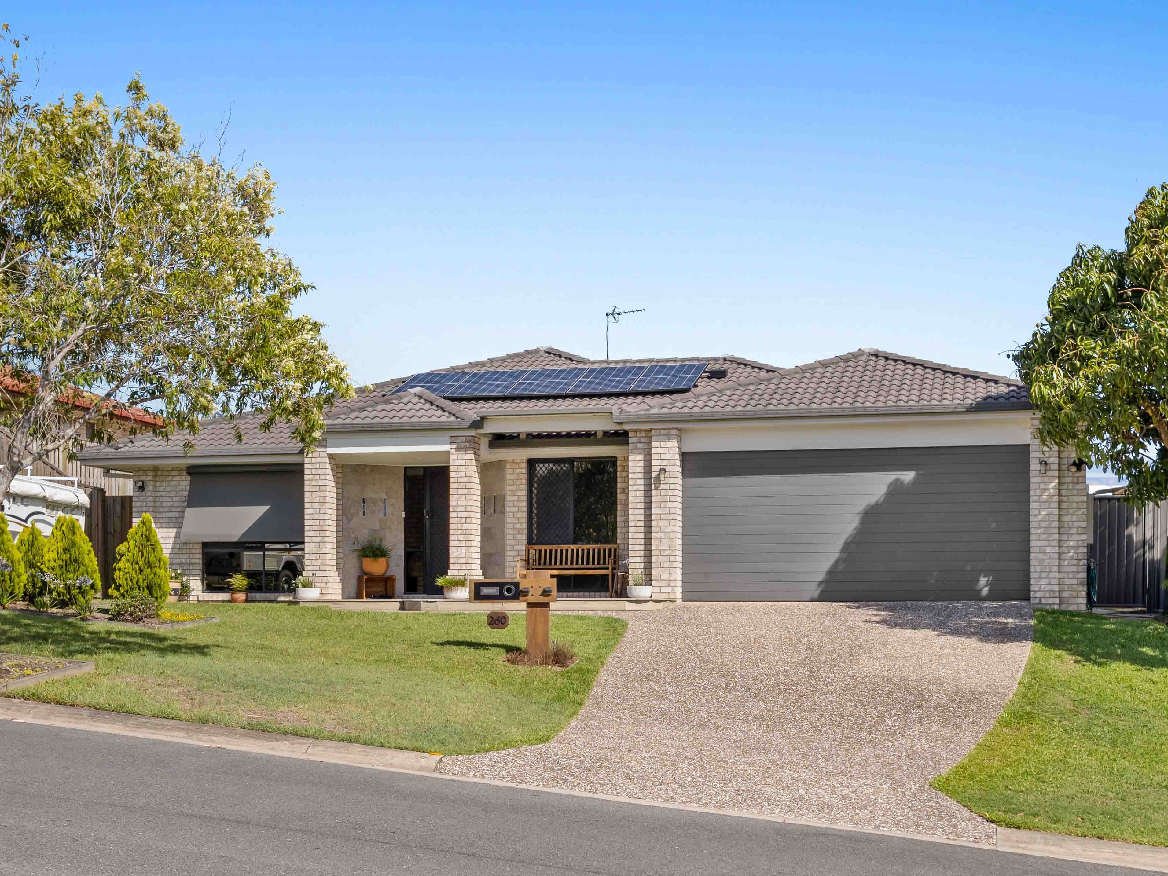 260 Universal Street , Oxenford QLD 4210, Oxenford - Image 1