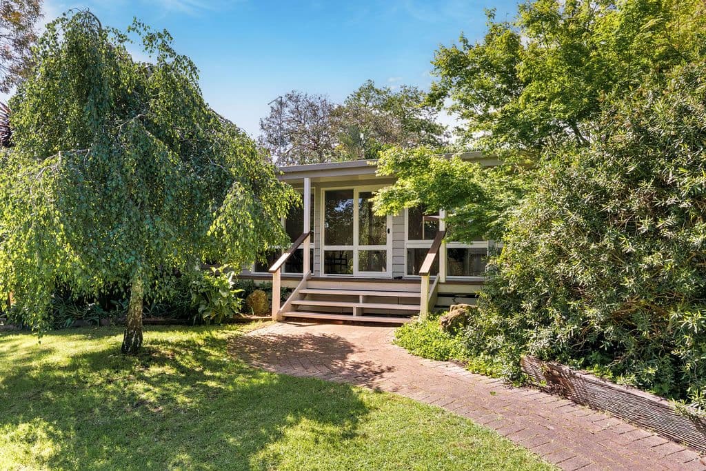 58 Avalon Drive, Rosebud - Image 1