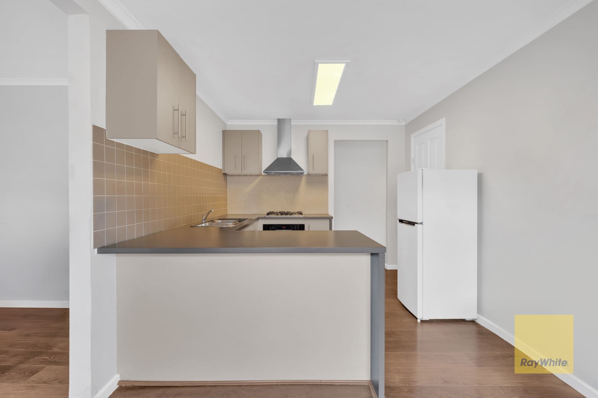 38 Stevenage Crescent, Deer Park - Thumbnail 6