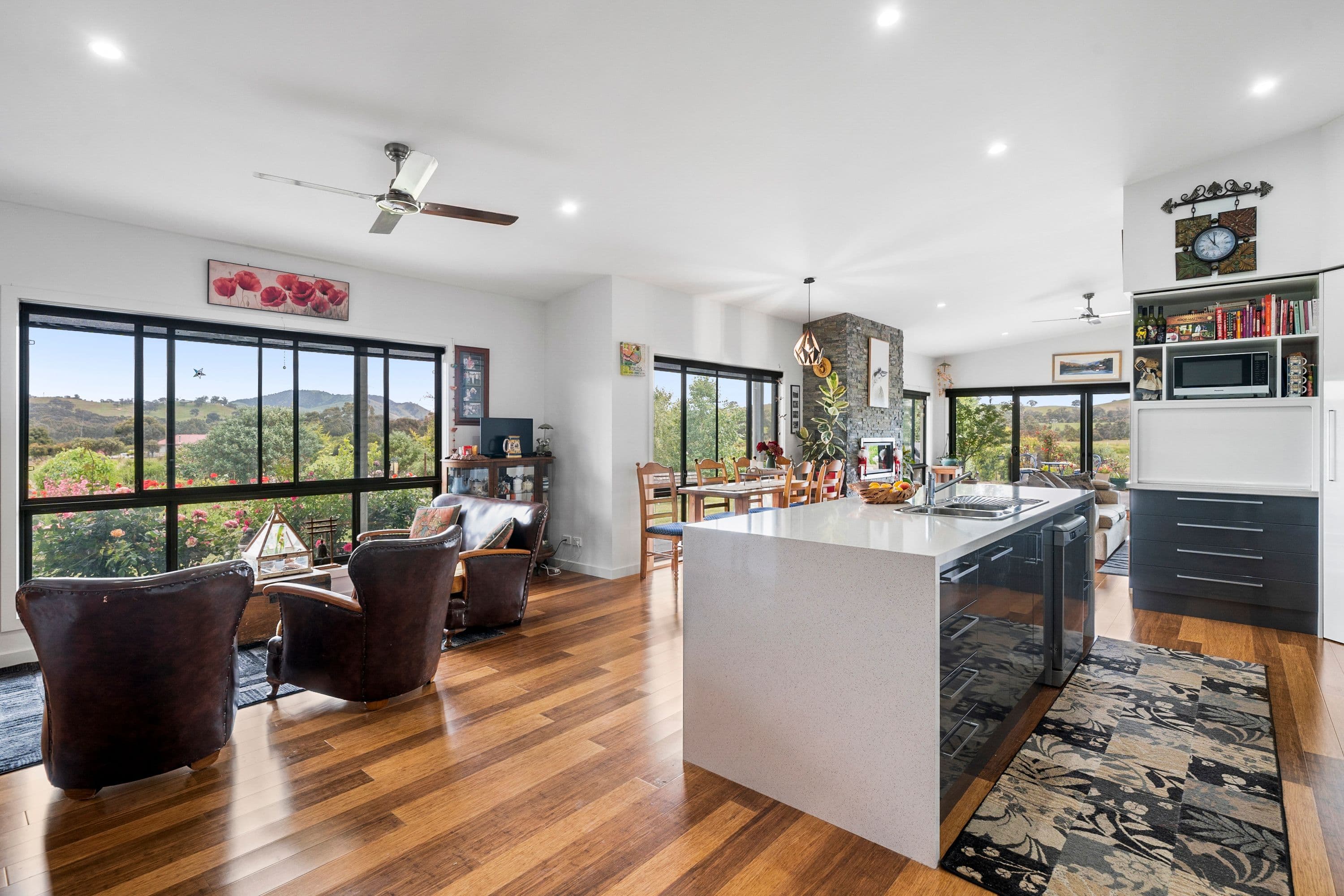 945 Howes Creek Road , Mansfield VIC 3722, Mansfield - Thumbnail 4