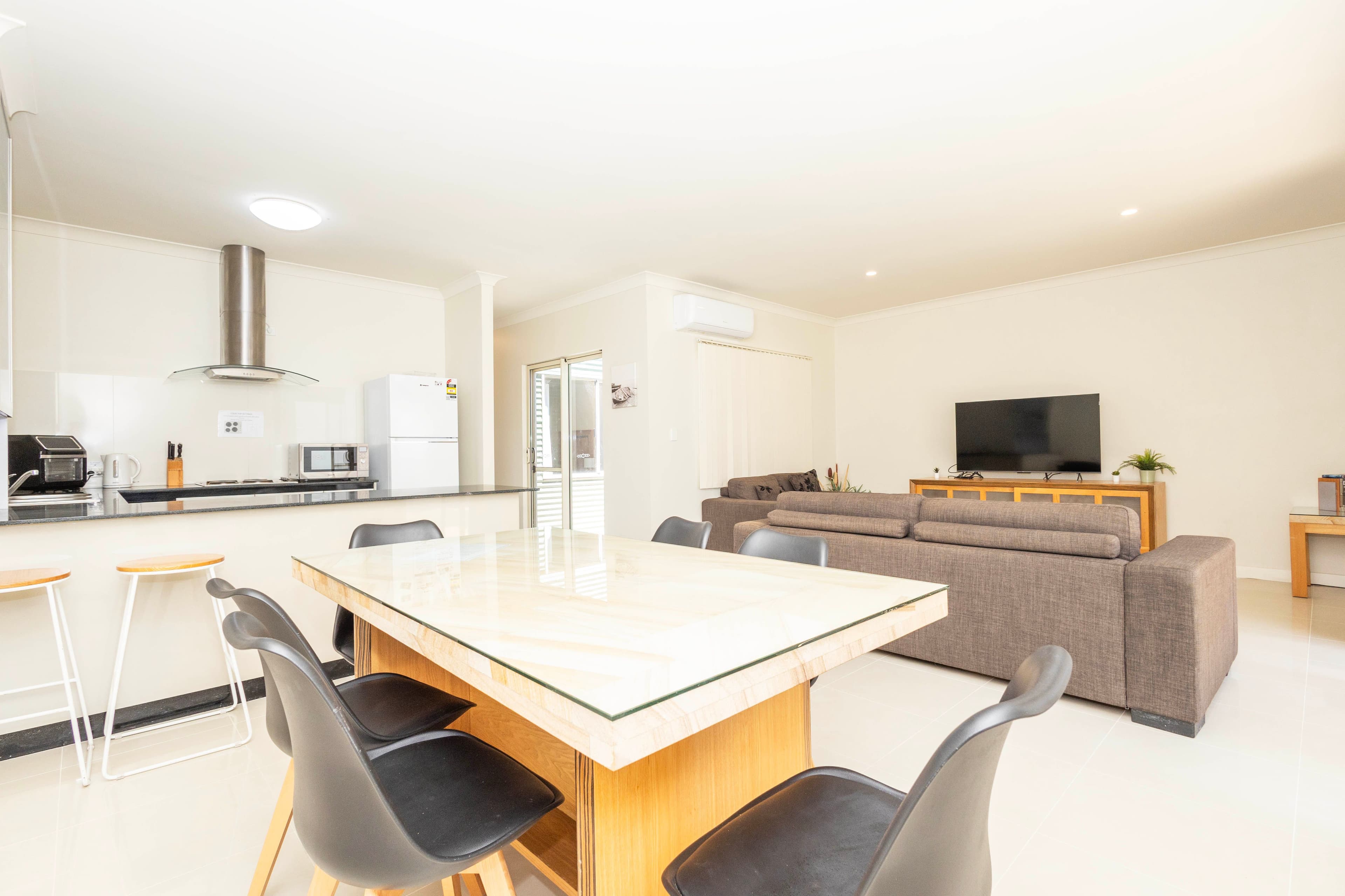 11 HEATON Street , Jurien Bay WA 6516, Jurien Bay - Thumbnail 7