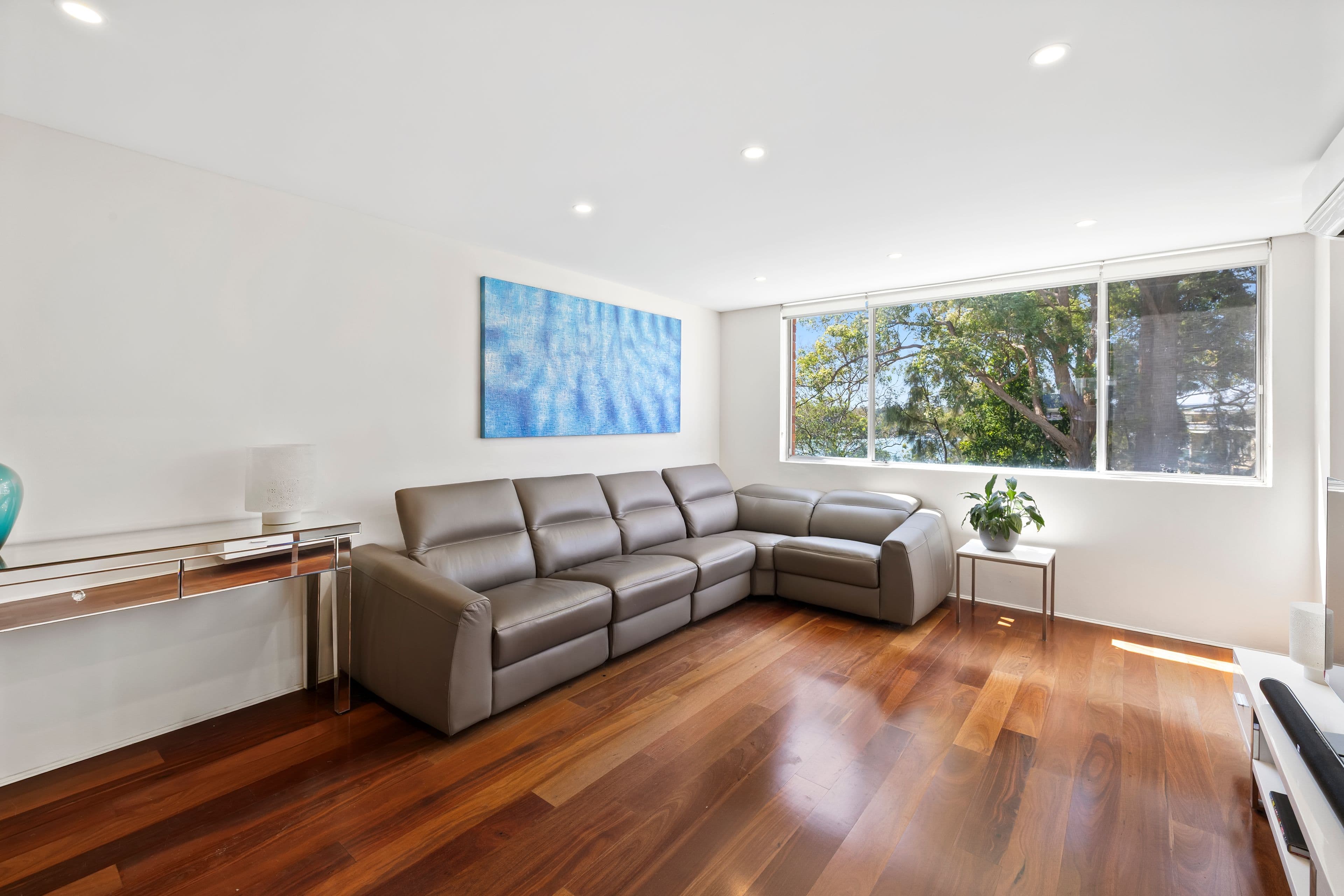 7 Bortfield Drive, Chiswick - Thumbnail 8