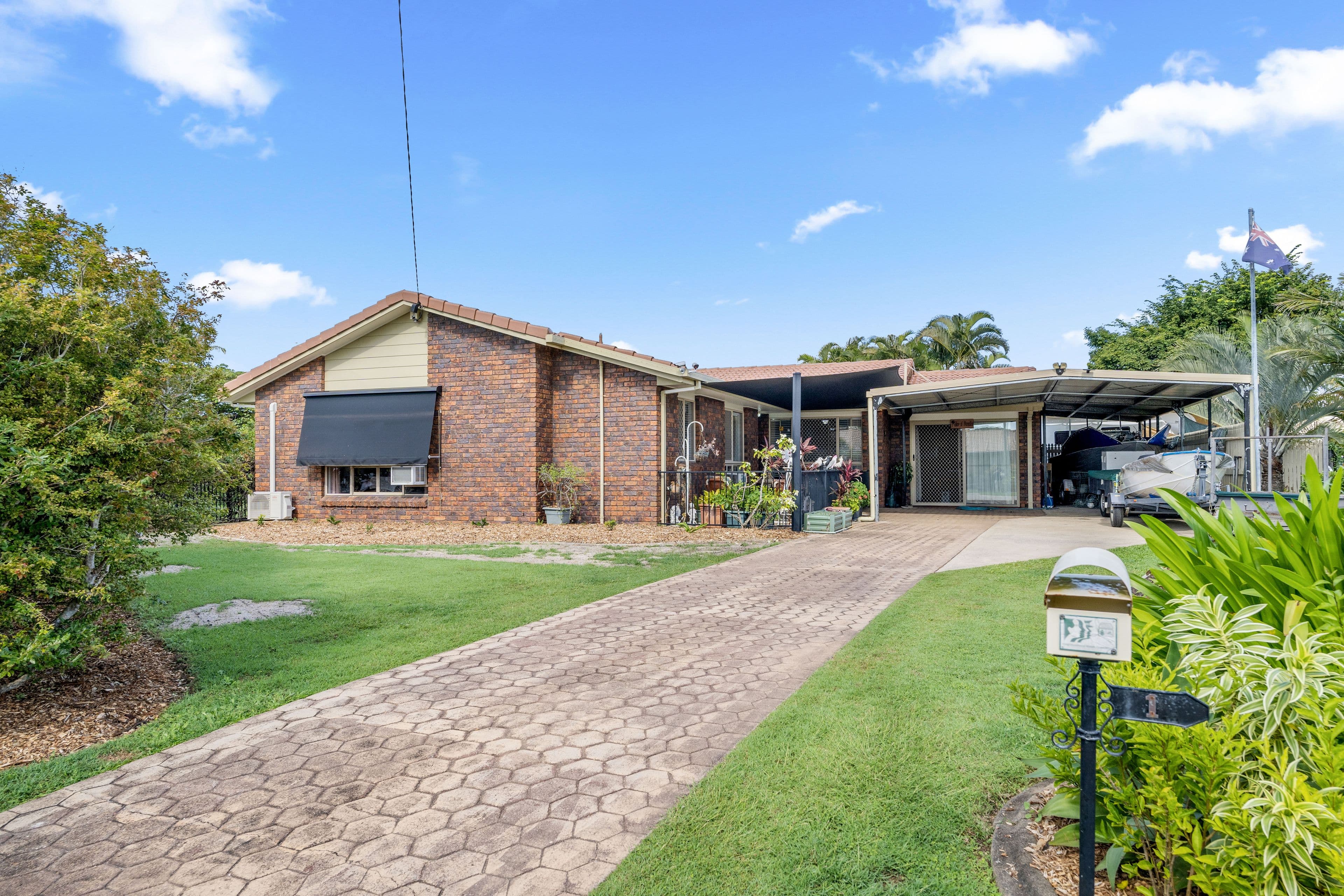 1 Eddie Court , Point Vernon QLD 4655, Point Vernon - Thumbnail 2