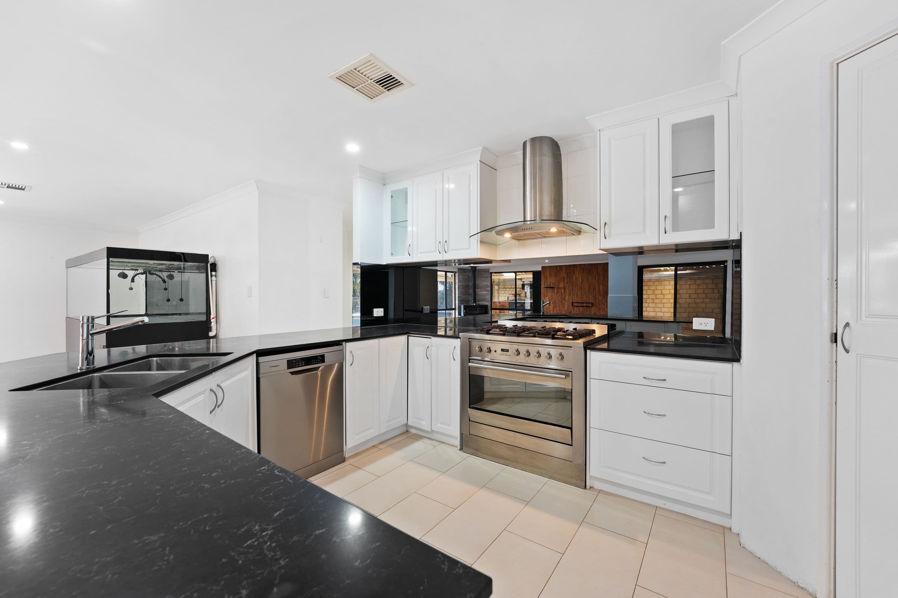 9 Becket Pass , Baldivis WA 6171, Baldivis - Thumbnail 3