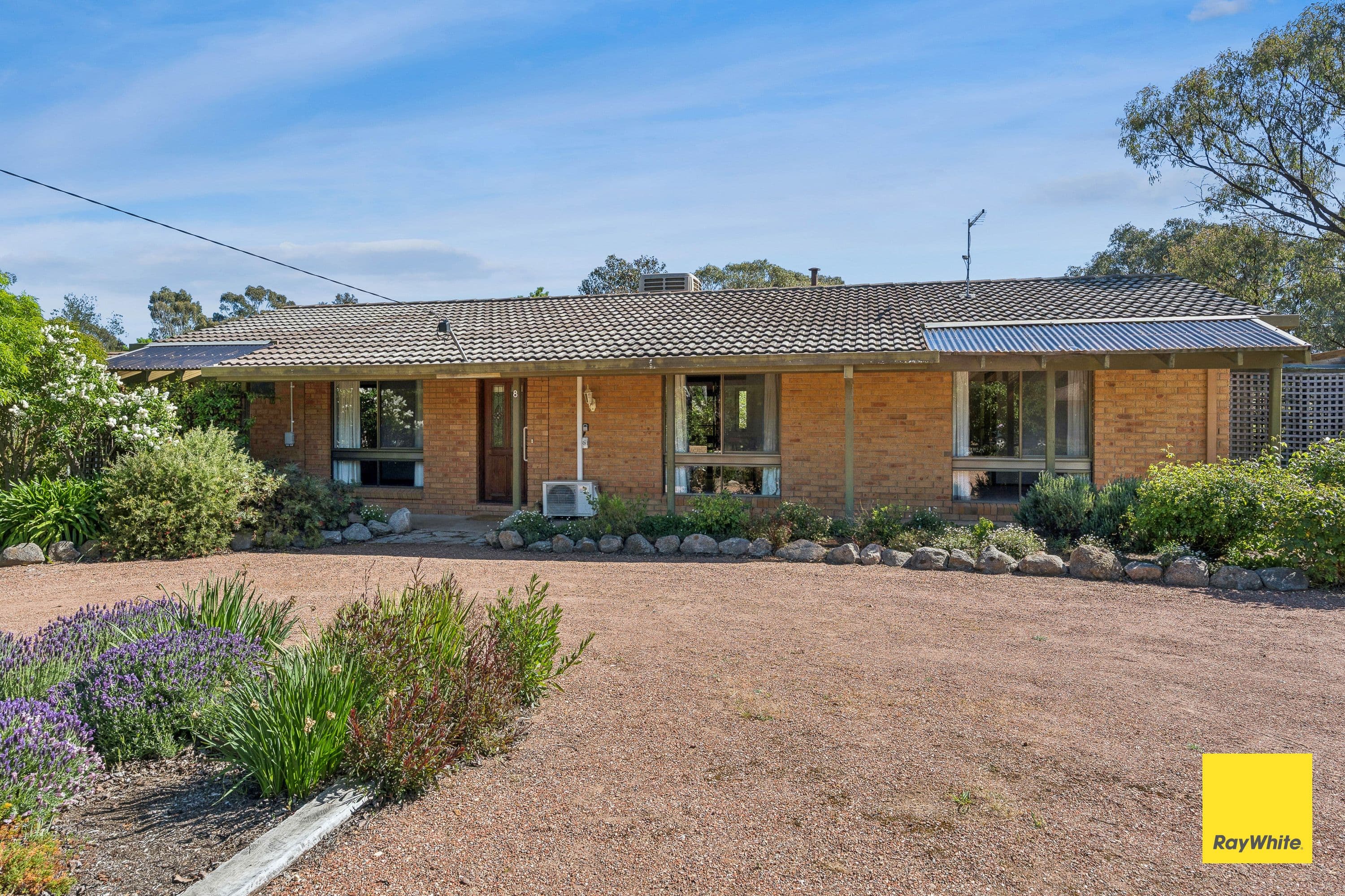 8 Forest Drive , Ascot VIC 3551, Ascot - Image 1