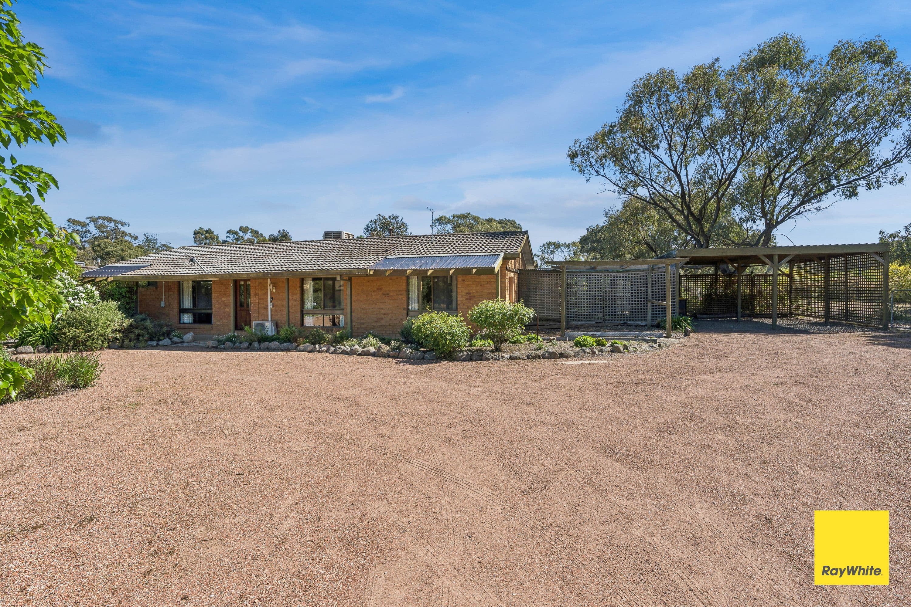 8 Forest Drive , Ascot VIC 3551, Ascot - Thumbnail 3