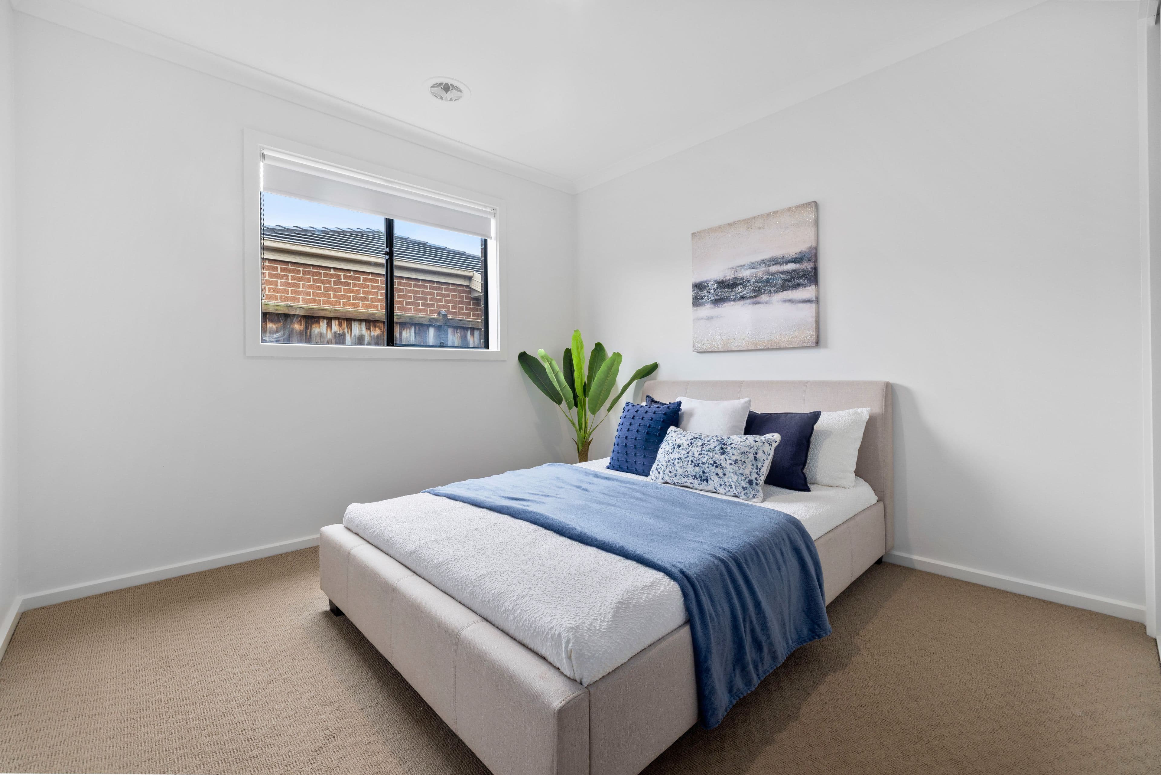 35 Royaloak Crescent , Cranbourne East VIC 3977, Cranbourne East - Thumbnail 8