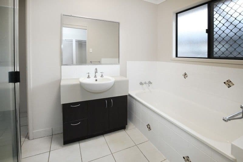 13 Kempton Chase , Burdell QLD 4818, Burdell - Thumbnail 5