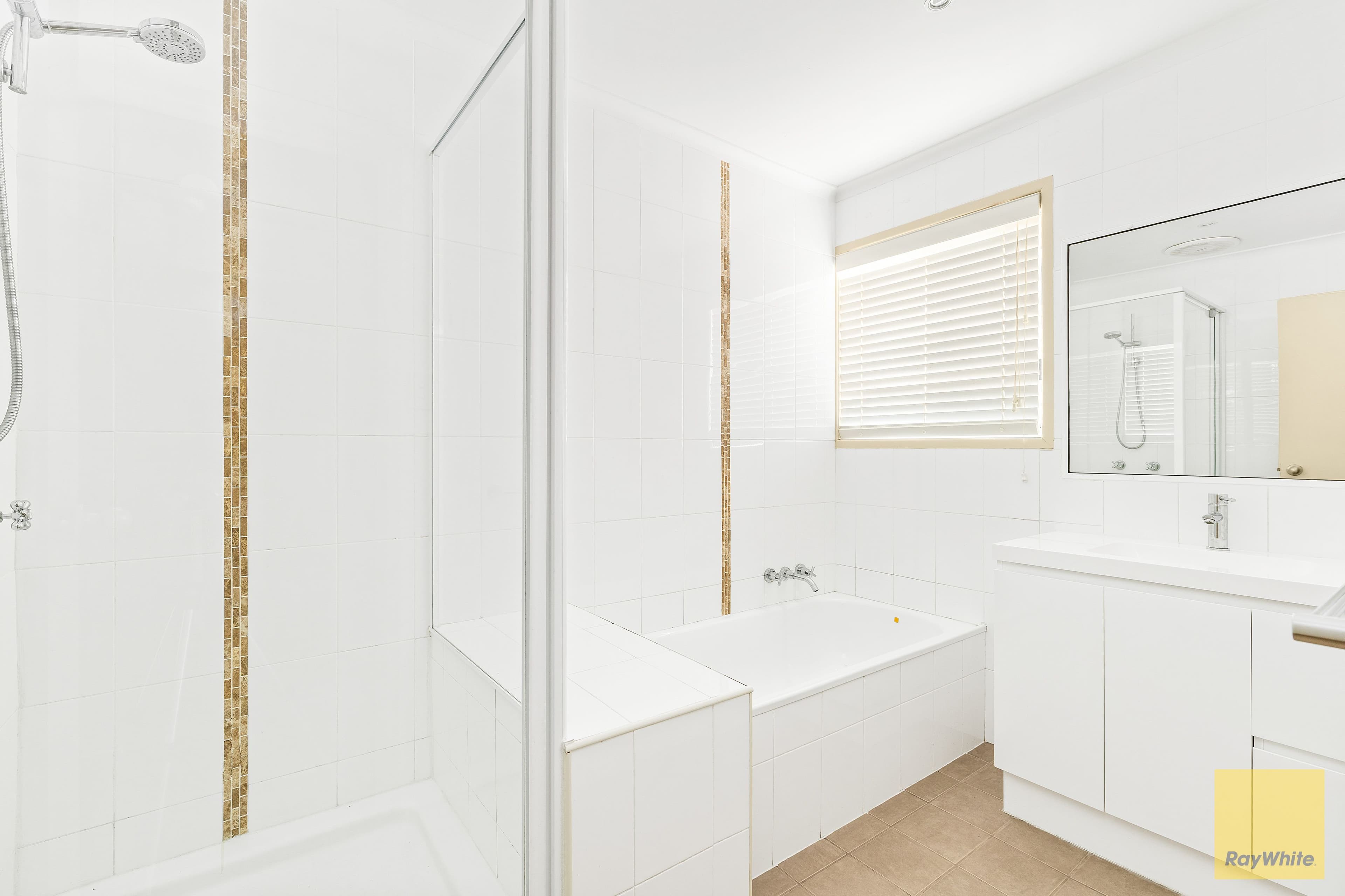 14 Rivoli Place, Emerald - Thumbnail 7