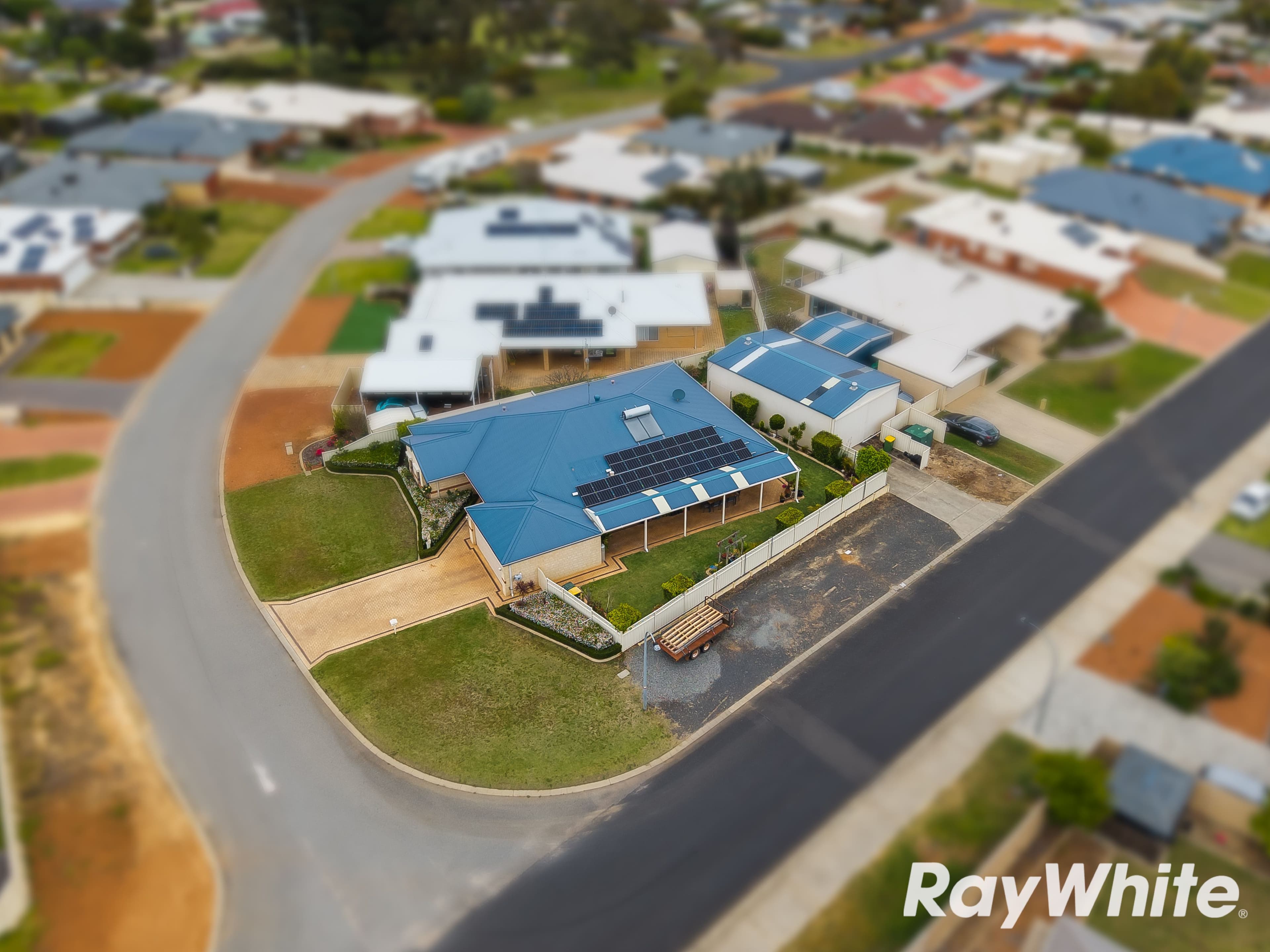 2 Mckay Avenue , Waroona WA 6215, Waroona - Image 1