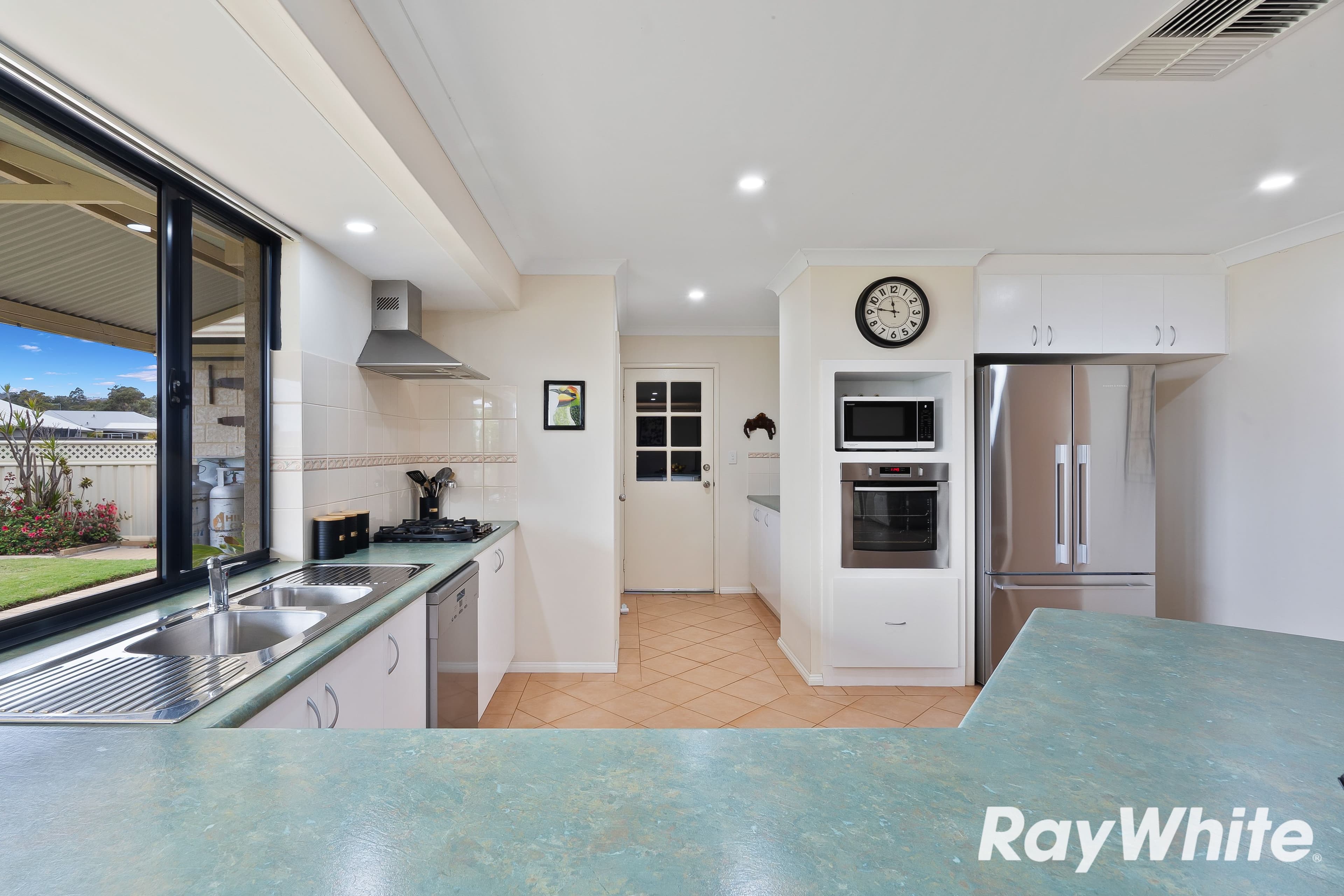 2 Mckay Avenue , Waroona WA 6215, Waroona - Thumbnail 8