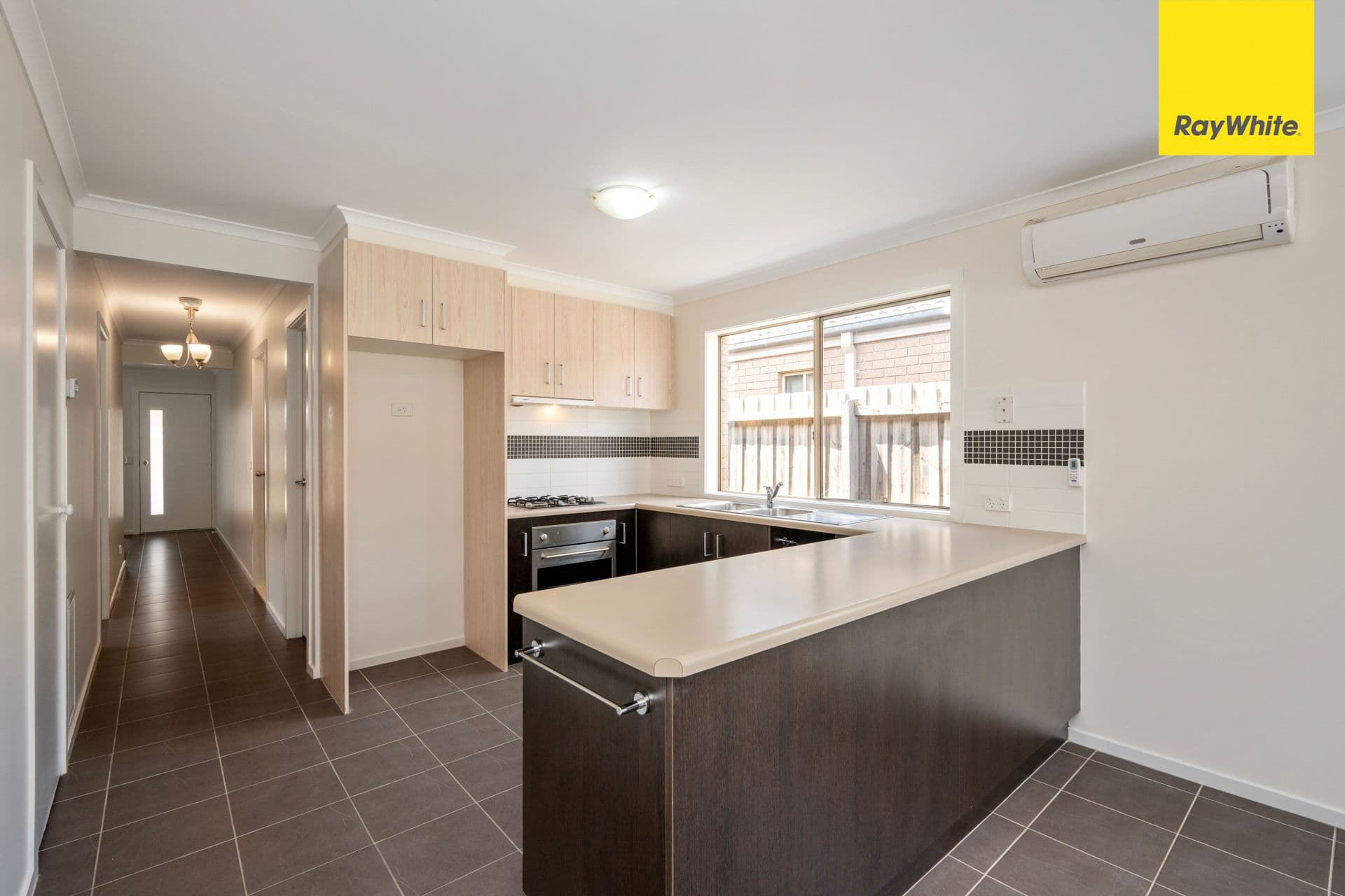 94 Dunvegan Drive , Kurunjang VIC 3337, Kurunjang - Thumbnail 5
