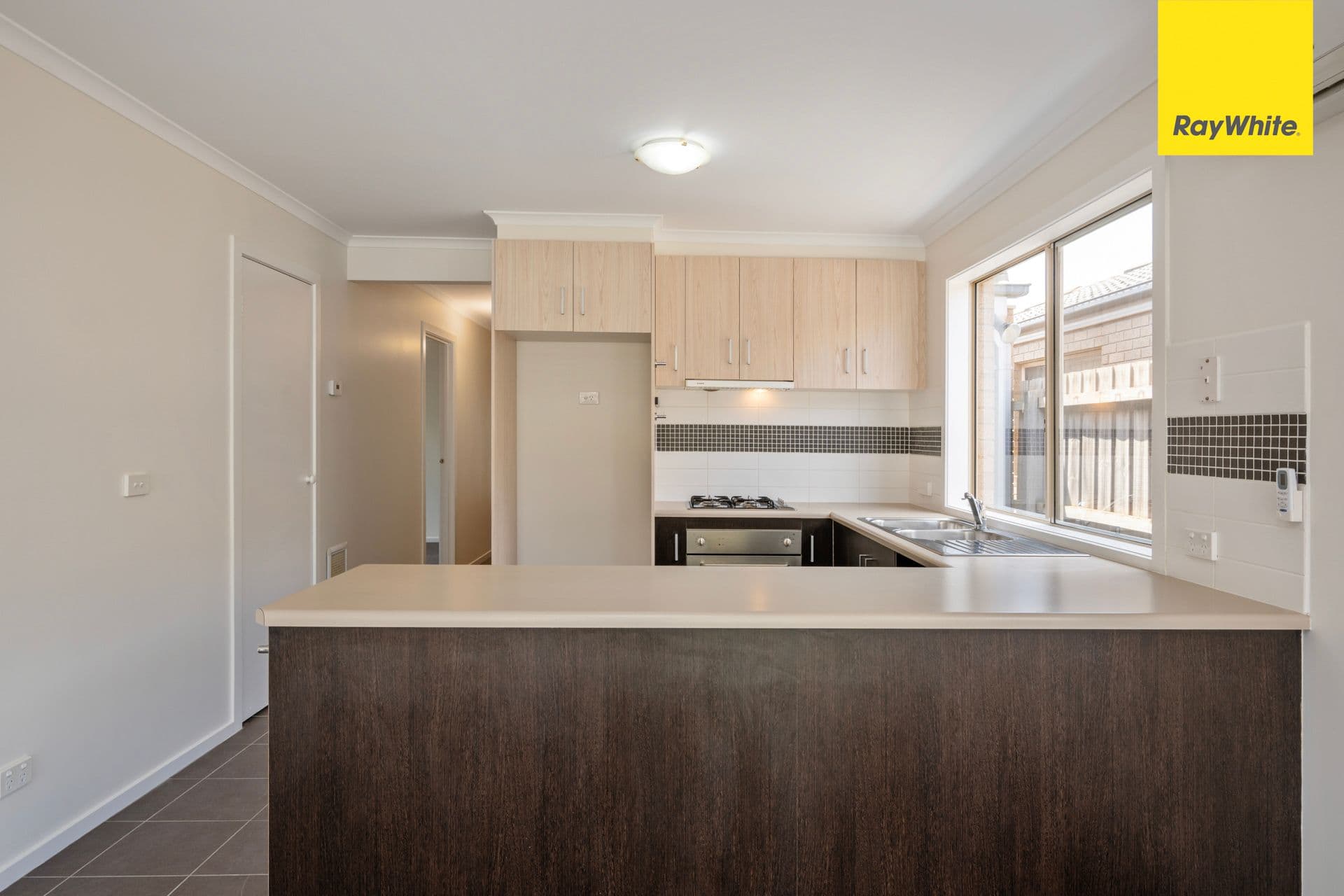 94 Dunvegan Drive , Kurunjang VIC 3337, Kurunjang - Thumbnail 6