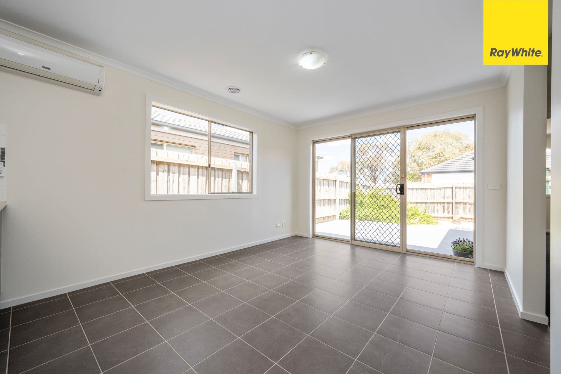 94 Dunvegan Drive , Kurunjang VIC 3337, Kurunjang - Thumbnail 7