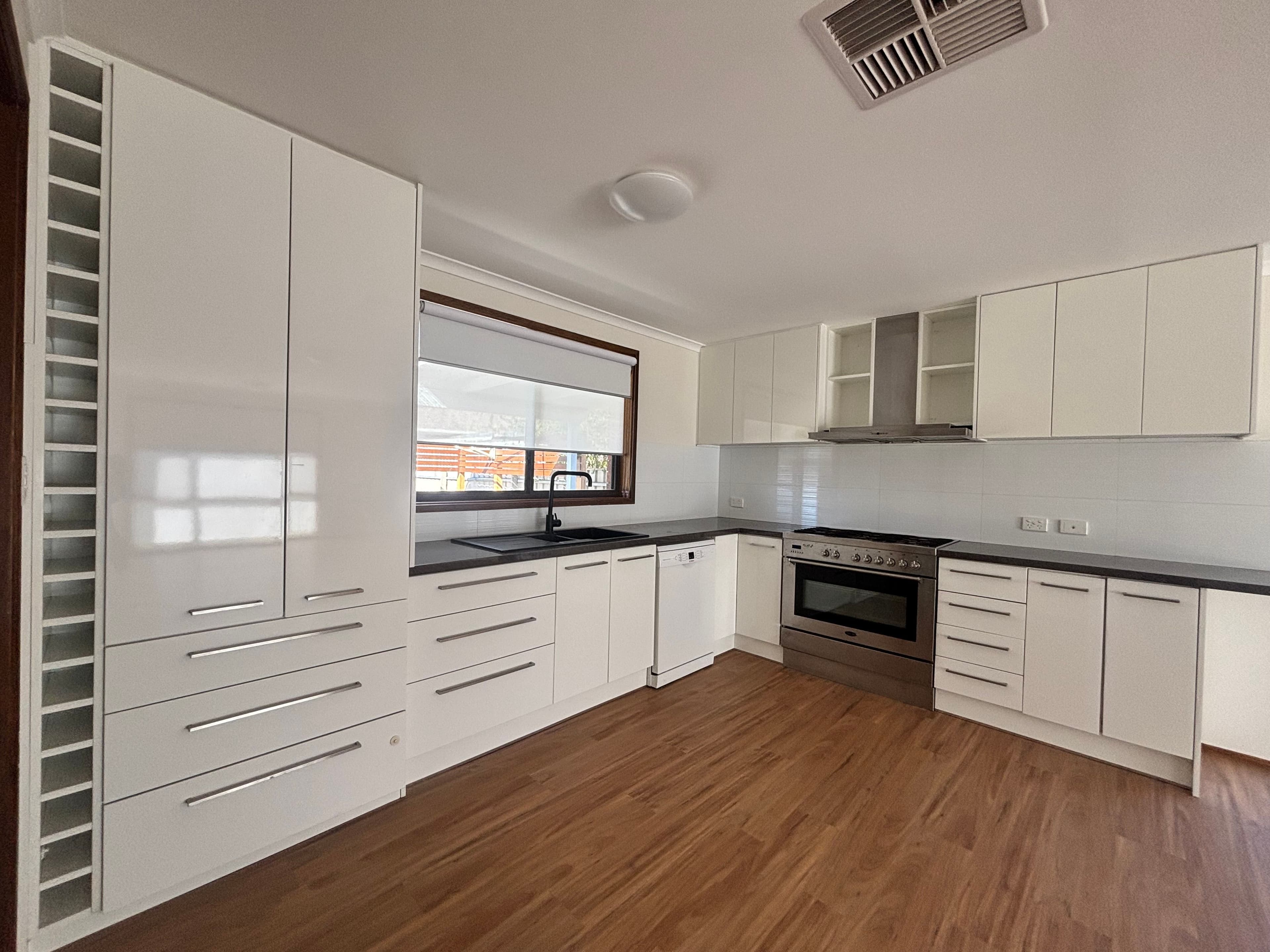 27 Campbell Avenue , Wodonga VIC 3690, West Wodonga - Thumbnail 3