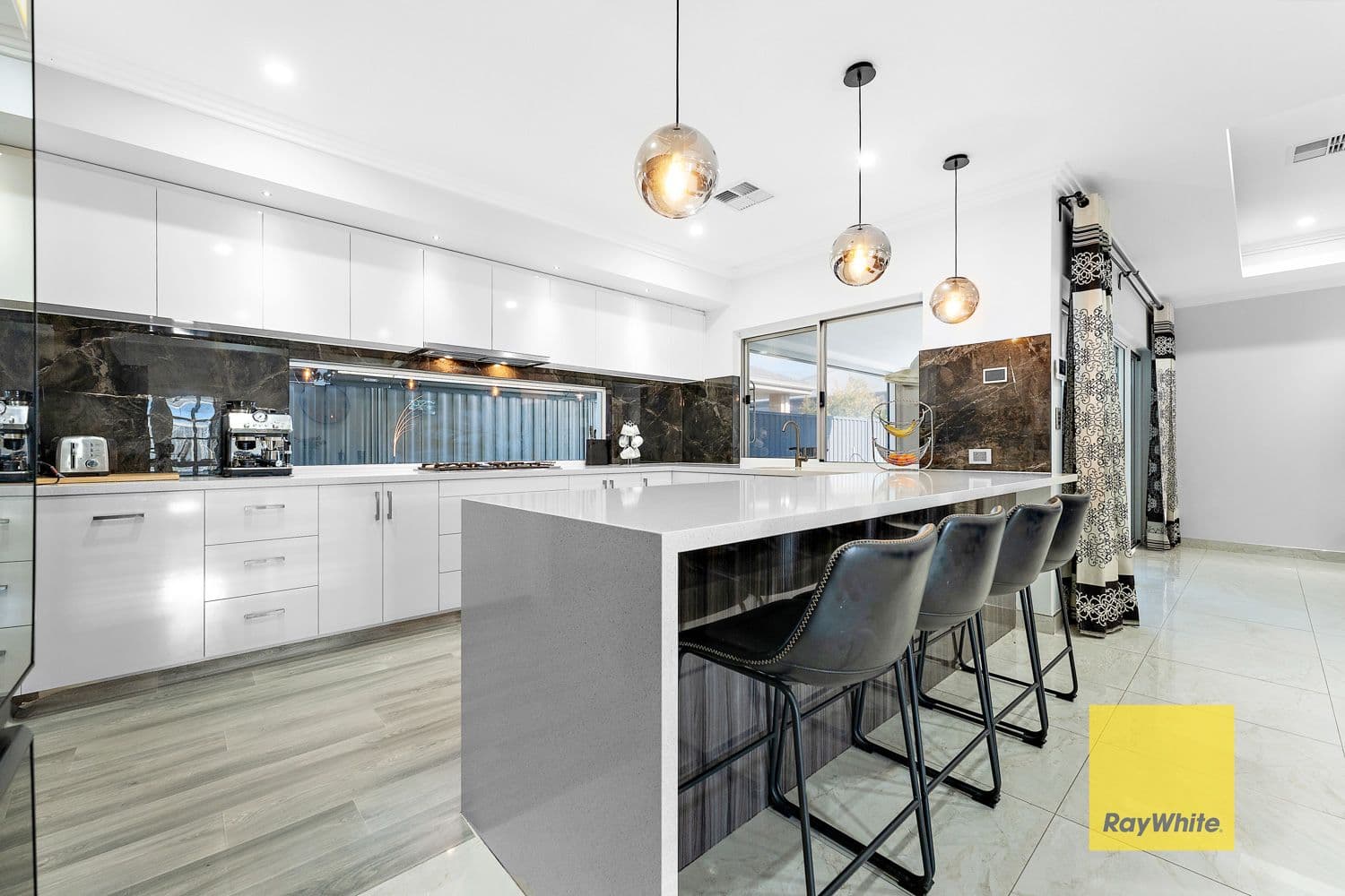 9 Escada Way , Piara Waters WA 6112, Piara Waters - Thumbnail 2