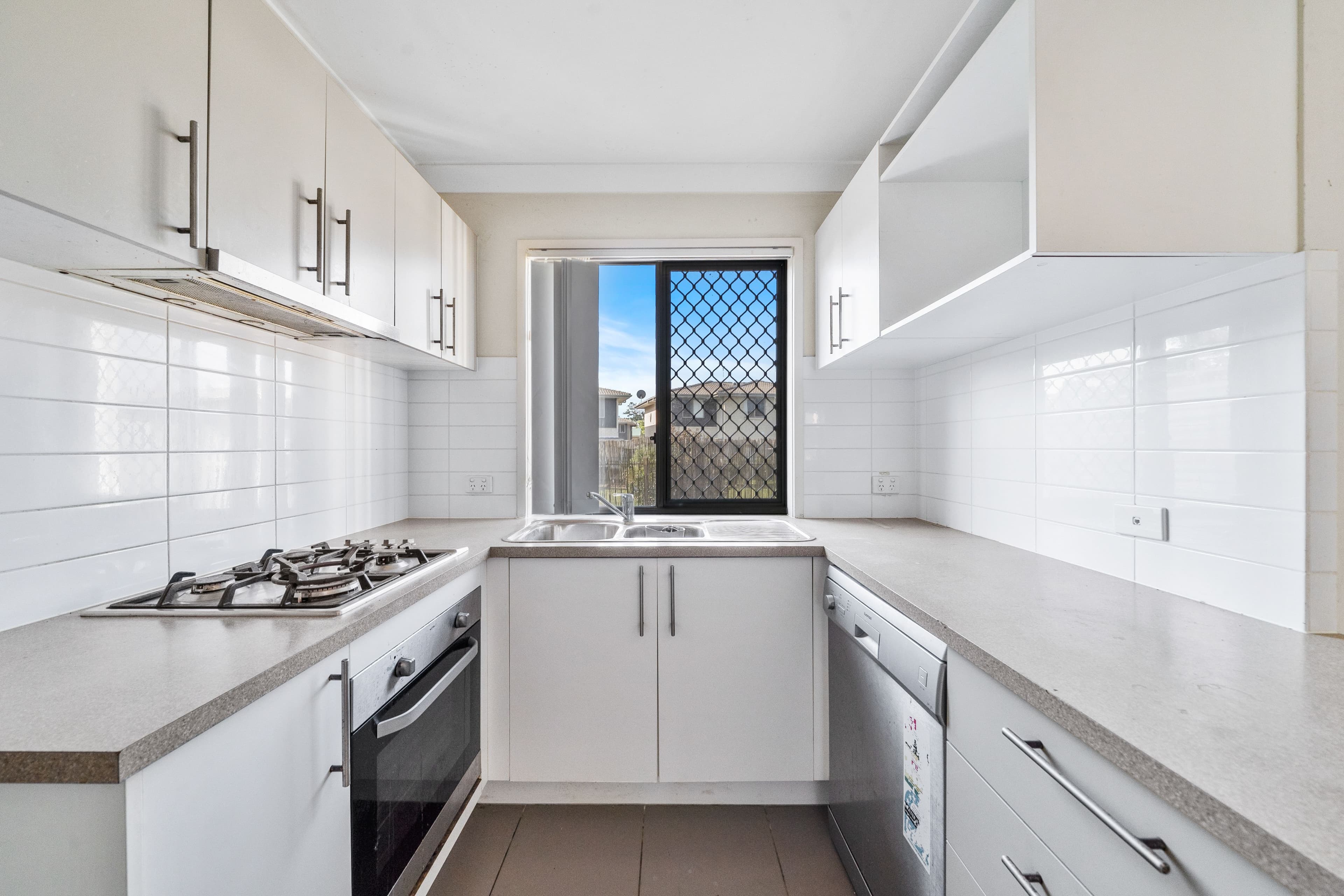 140-142 Eagleby Road , Eagleby QLD 4207, Eagleby - Thumbnail 2