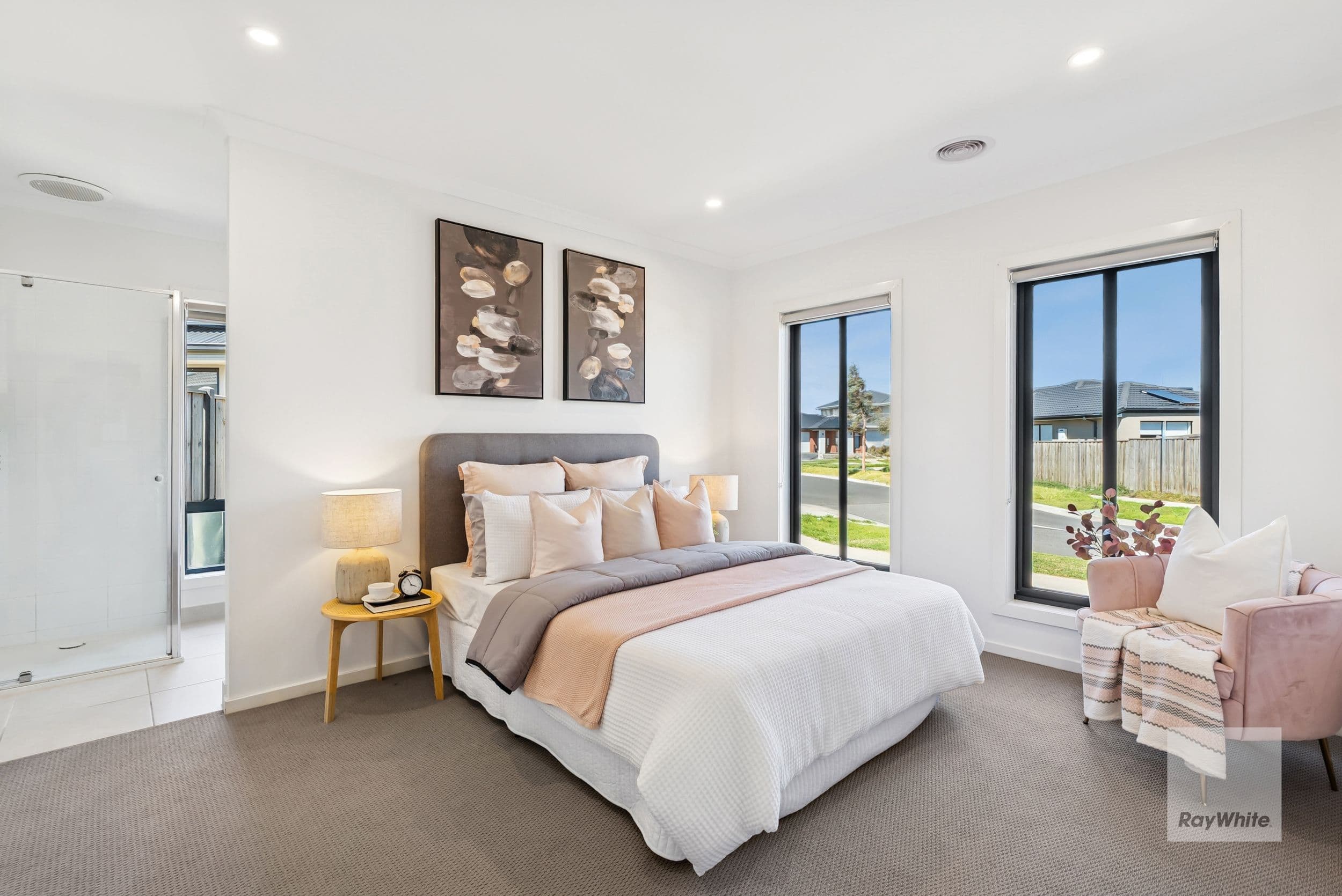 123 Palmdale Crescent , Mambourin VIC 3024, Mambourin - Thumbnail 2