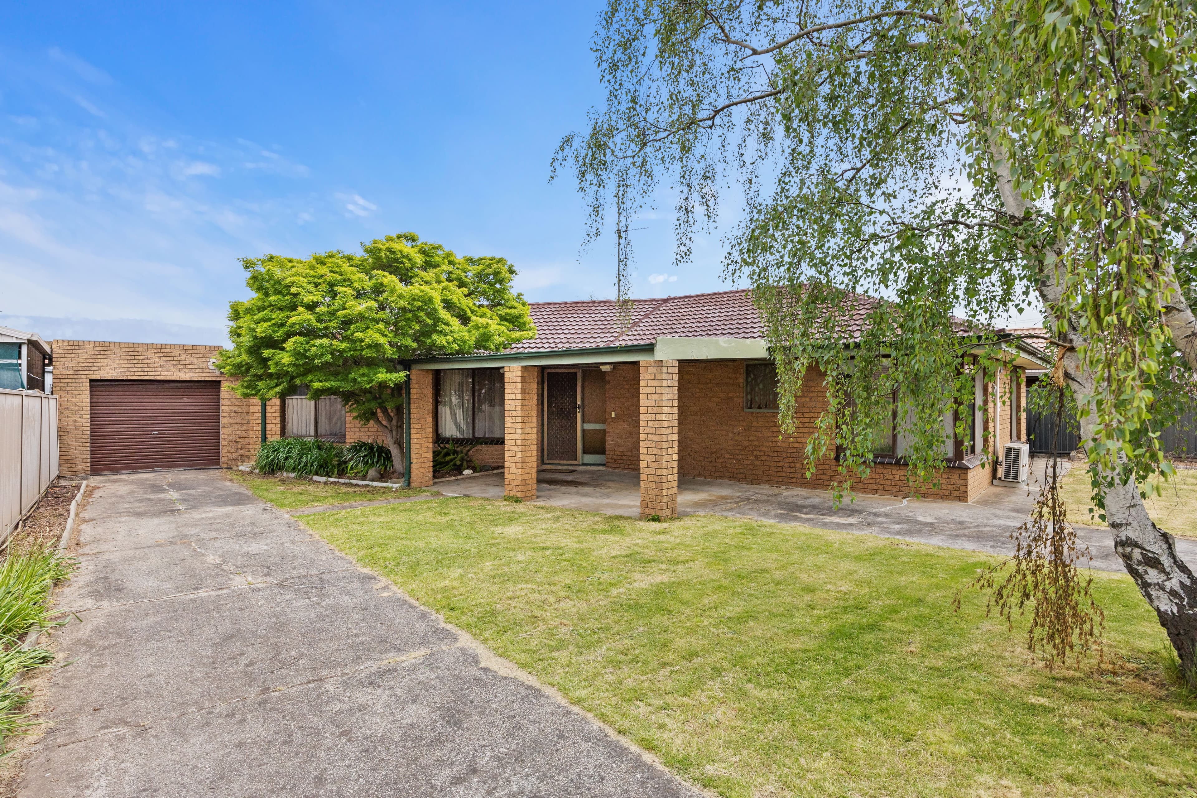 49 Langstaffe Drive , Wendouree VIC 3355, Wendouree - Thumbnail 3