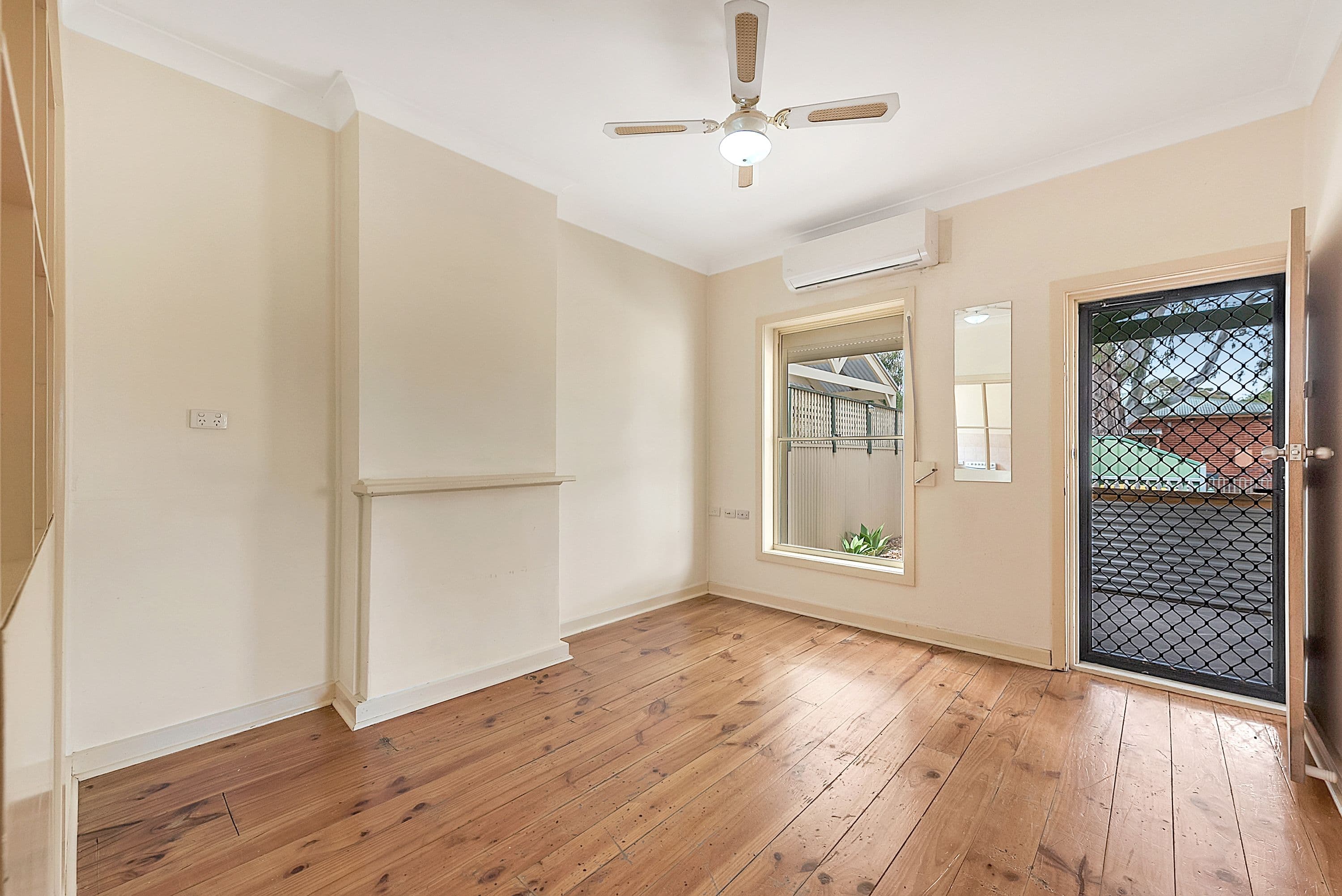 91 Hunter Crescent , Salisbury North SA 5108, Salisbury North - Thumbnail 2