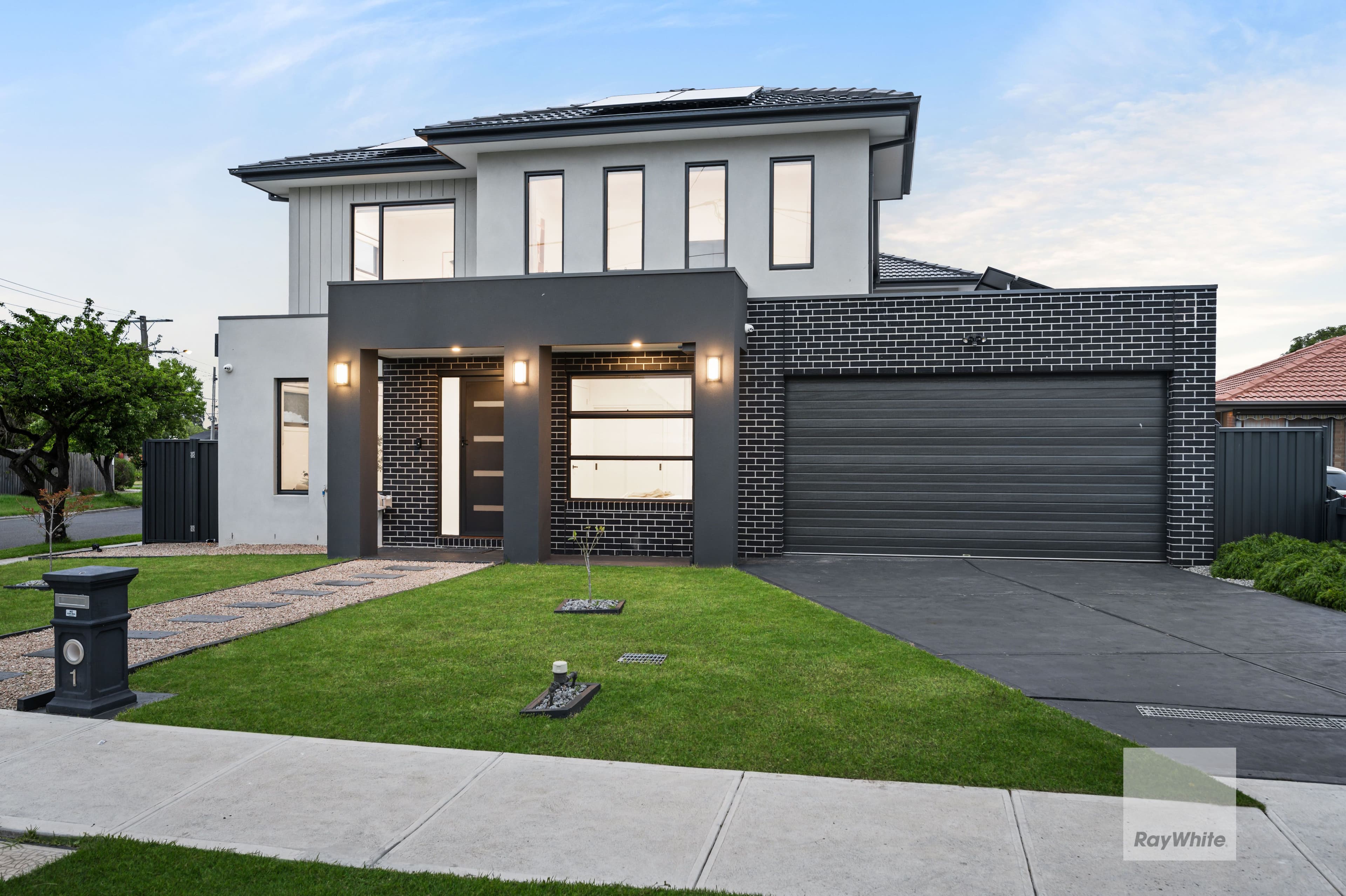 1 Taylor Drive , Gladstone Park VIC 3043, Gladstone Park - Image 1