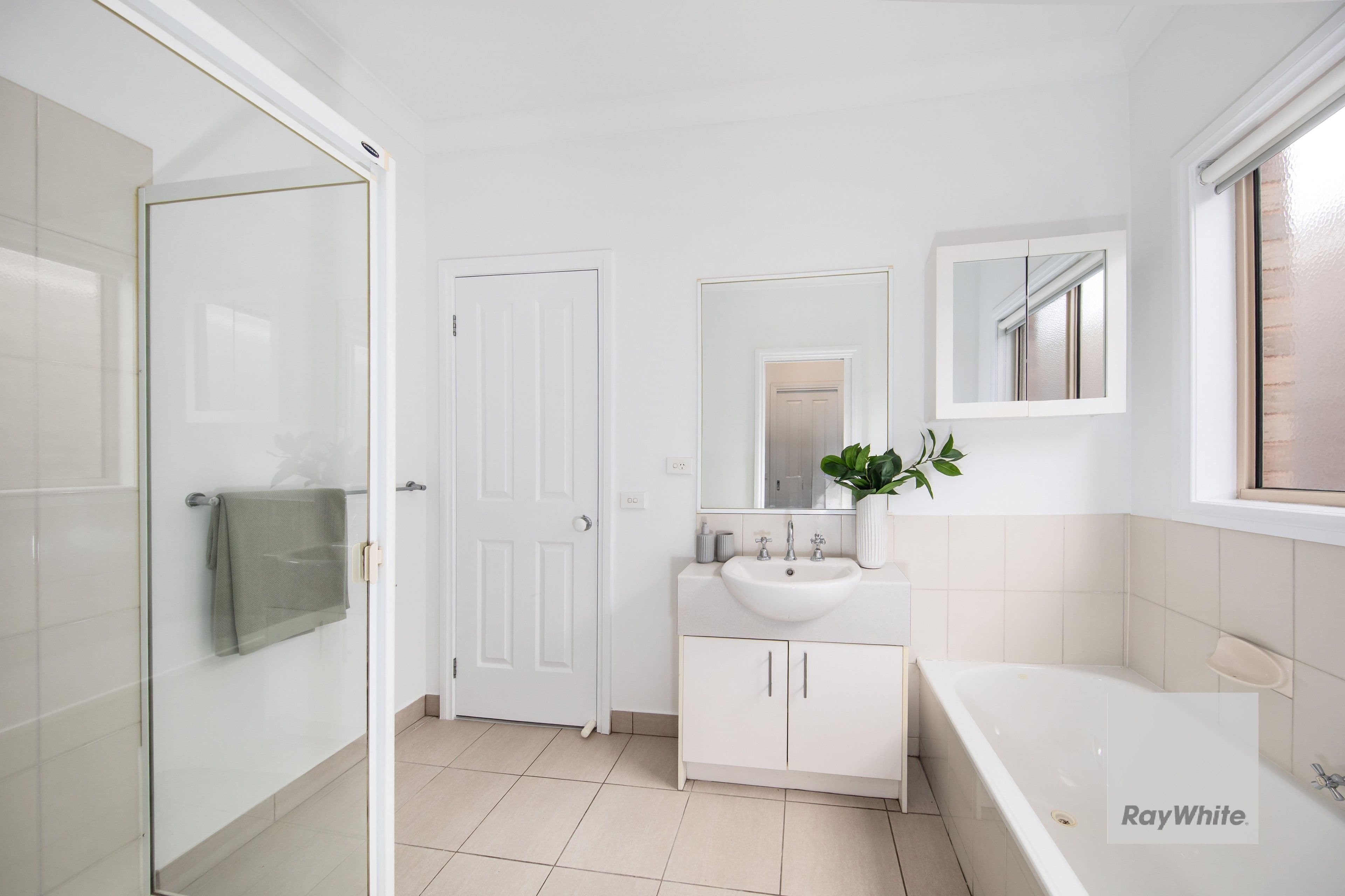 41 Dahlia Drive , Caroline Springs VIC 3023, Caroline Springs - Thumbnail 4