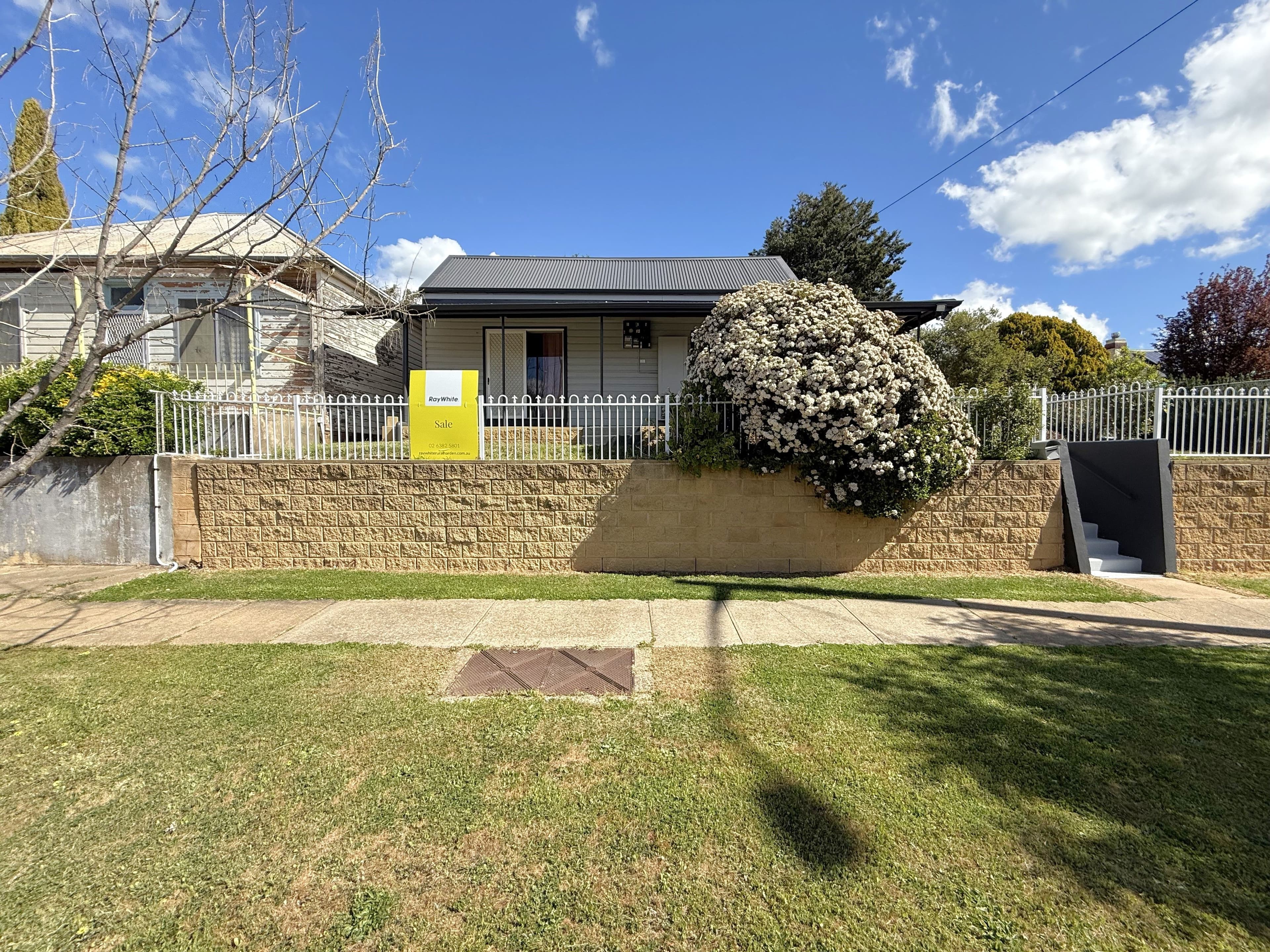 190 Albury Street , Harden NSW 2587, Harden - Thumbnail 2