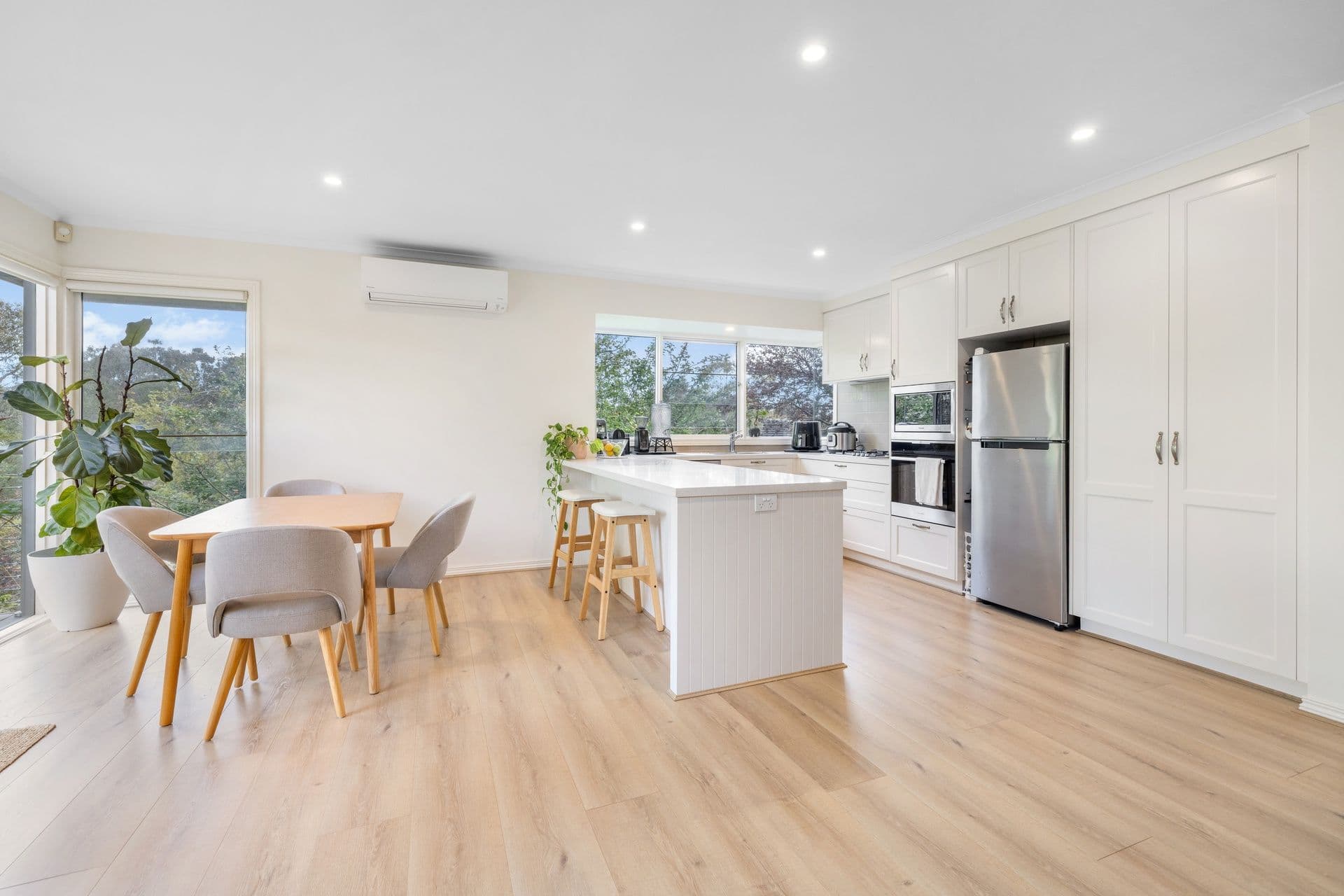 4 Palm Court , Mount Waverley VIC 3149, Mount Waverley - Thumbnail 3