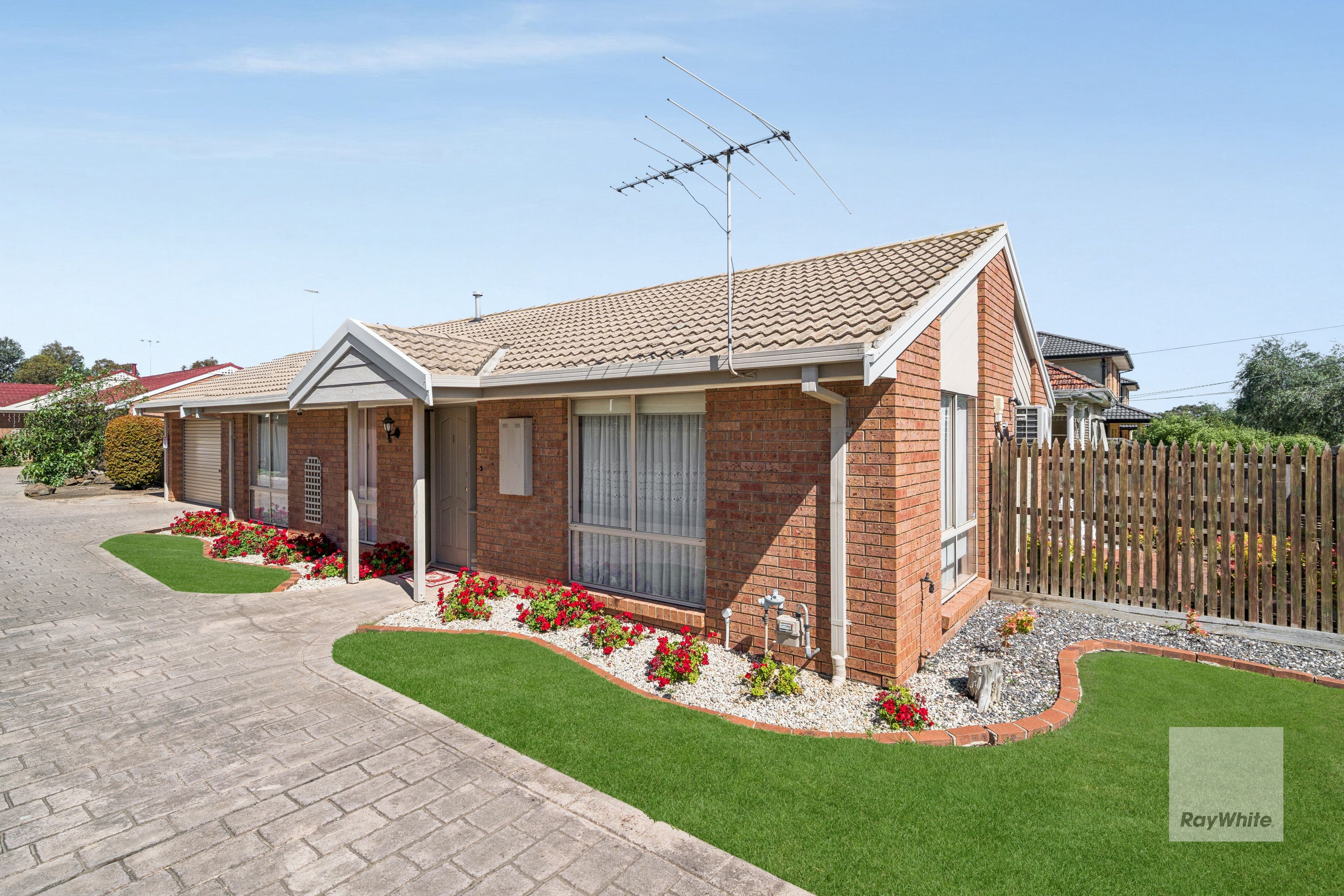 12 Glendenning Street , St Albans VIC 3021, St Albans - Image 1