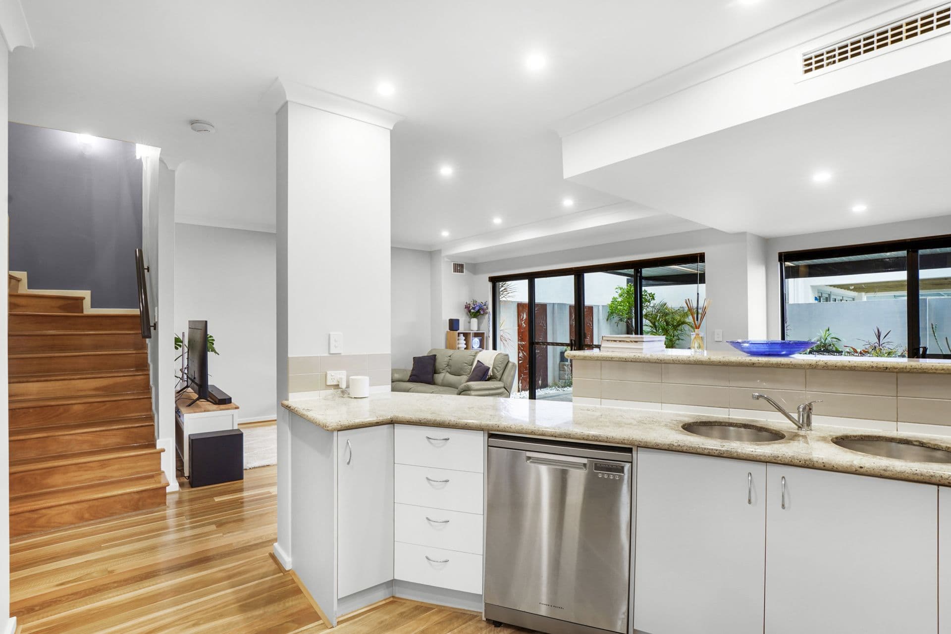 151 Grindleford Drive , Stirling WA 6021, Stirling - Thumbnail 7