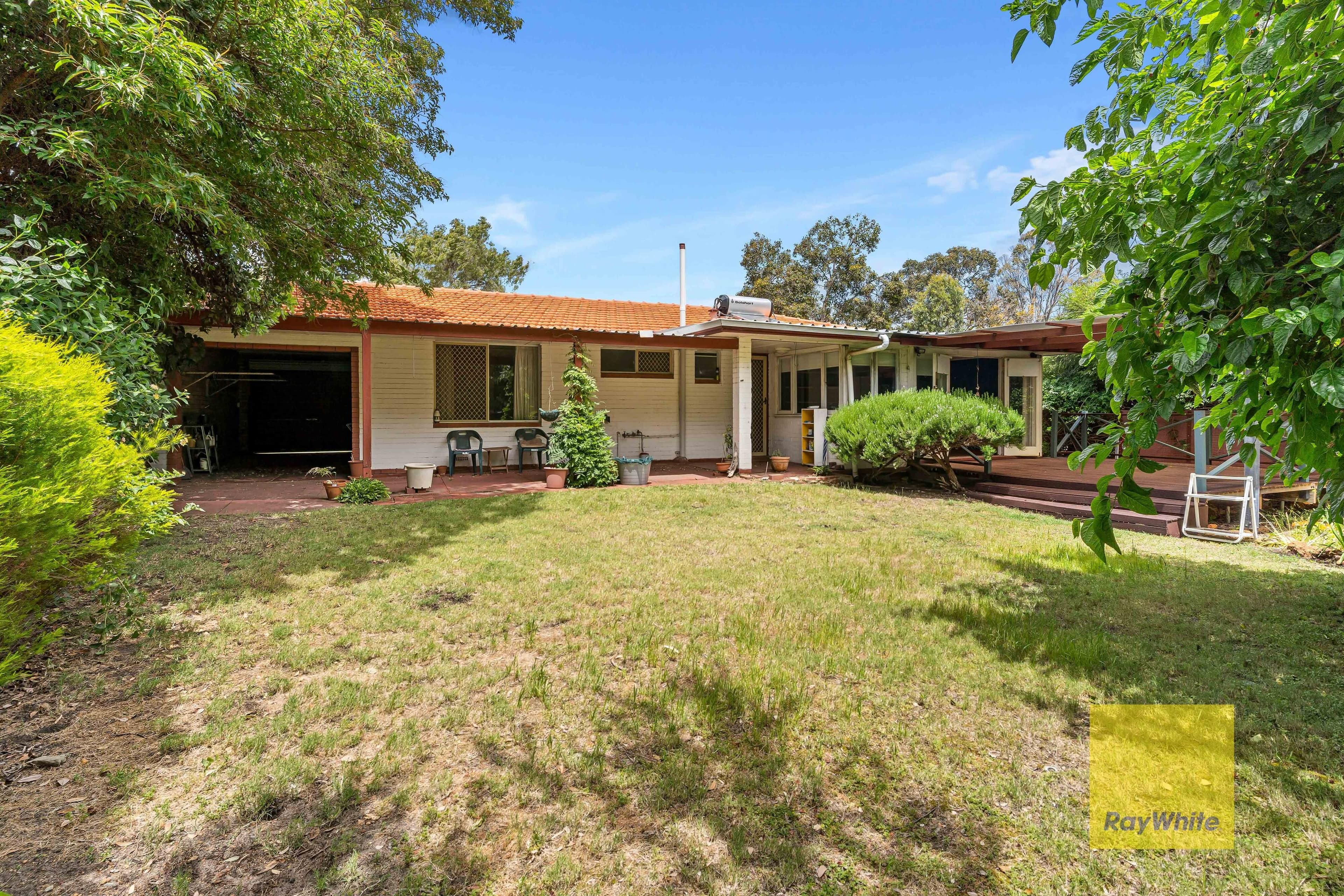 46 Temby Avenue , Kalamunda WA 6076, Kalamunda - Thumbnail 4
