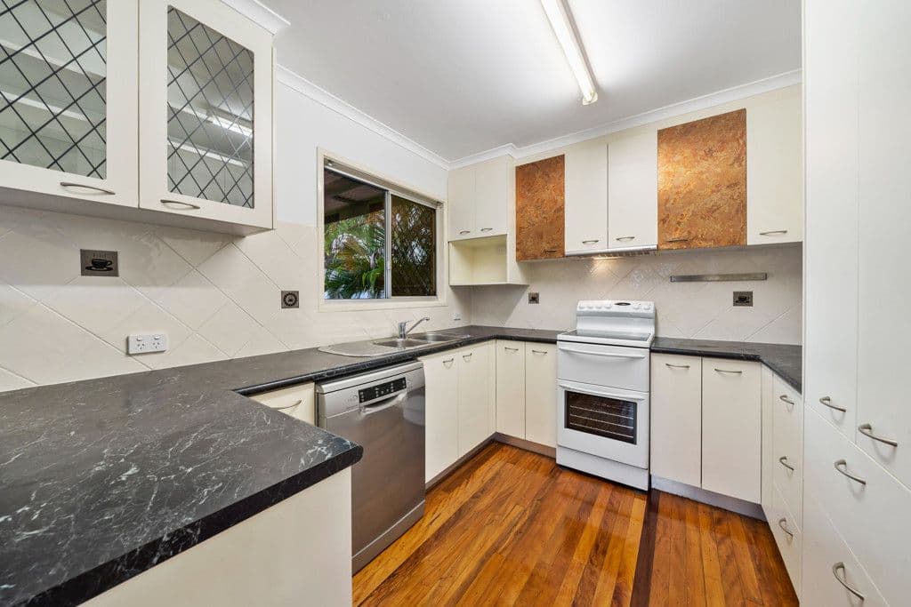 28 Homestead Street , Marsden QLD 4132, Marsden - Thumbnail 2