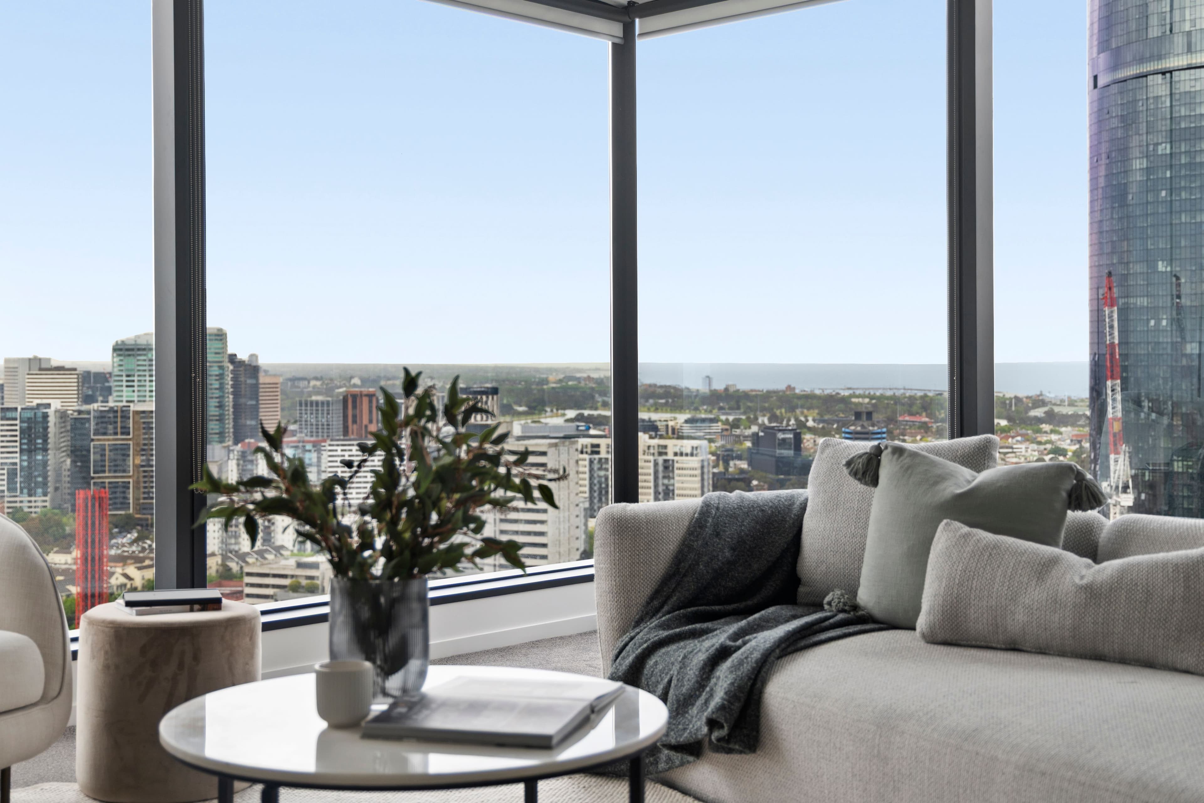 7 Riverside Quay, Southbank - Thumbnail 2