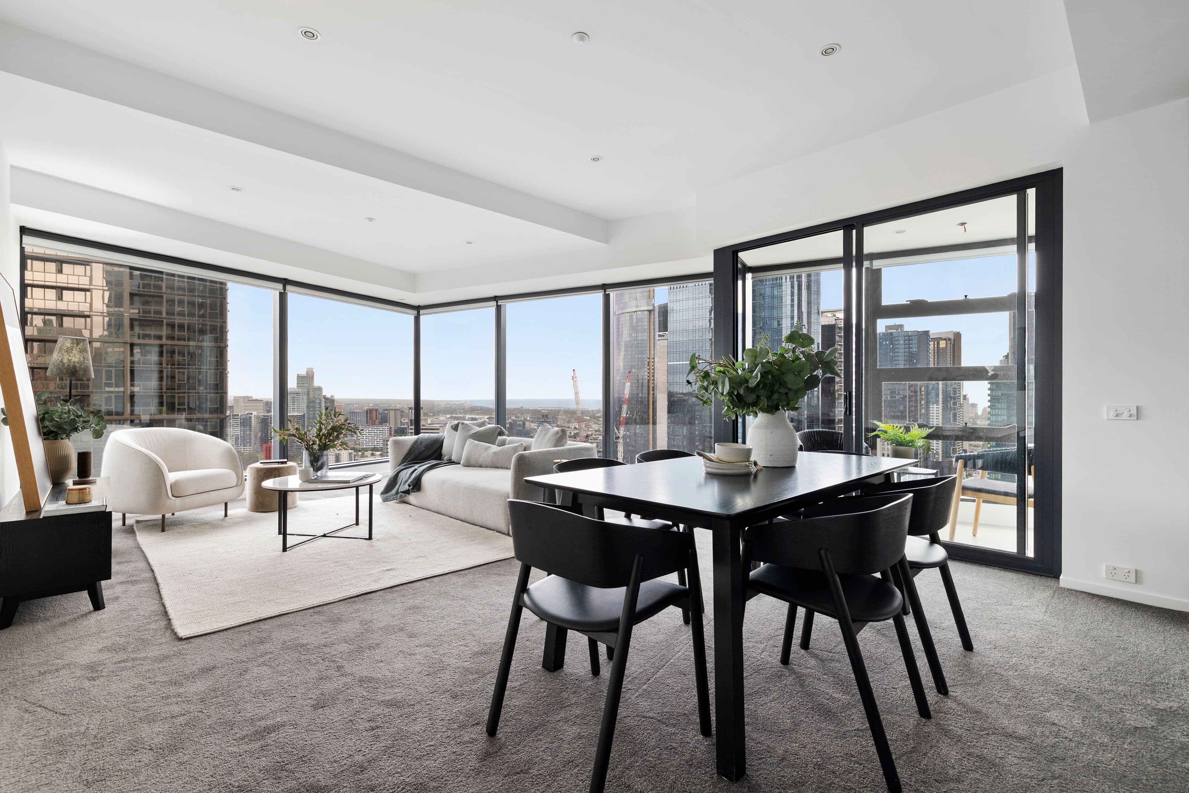 7 Riverside Quay, Southbank - Thumbnail 3