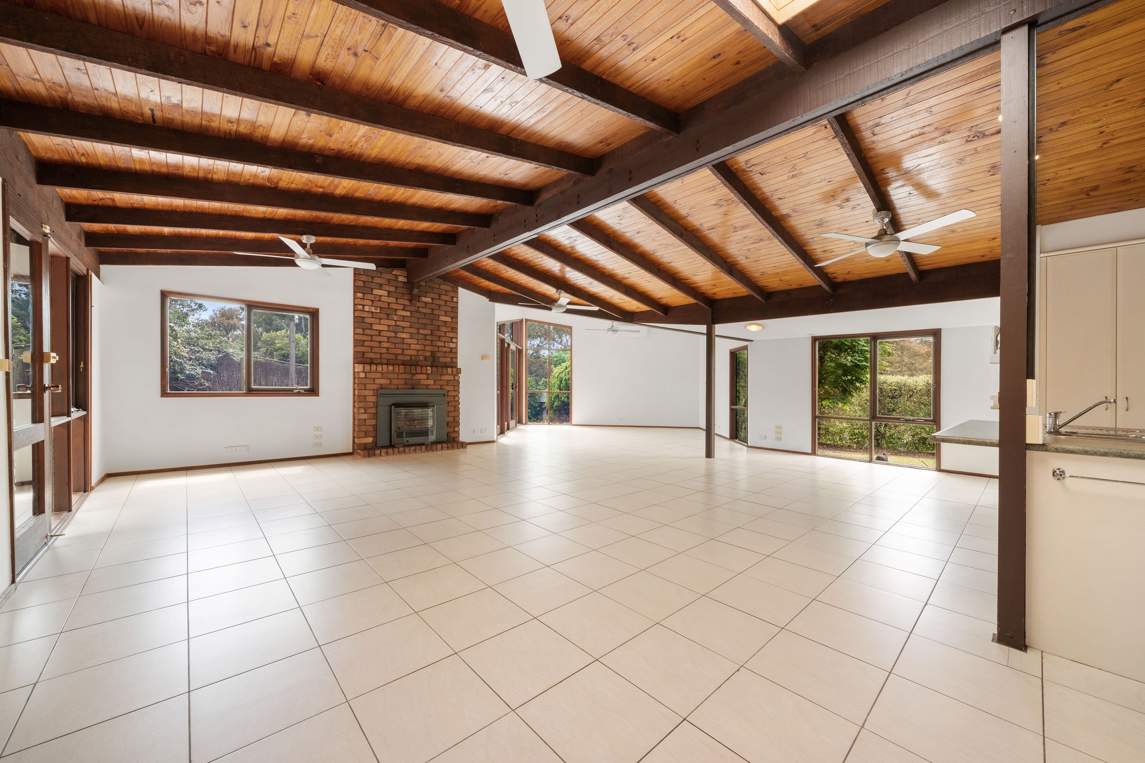 2 Hooke Place , Charnwood ACT 2615, Charnwood - Thumbnail 3