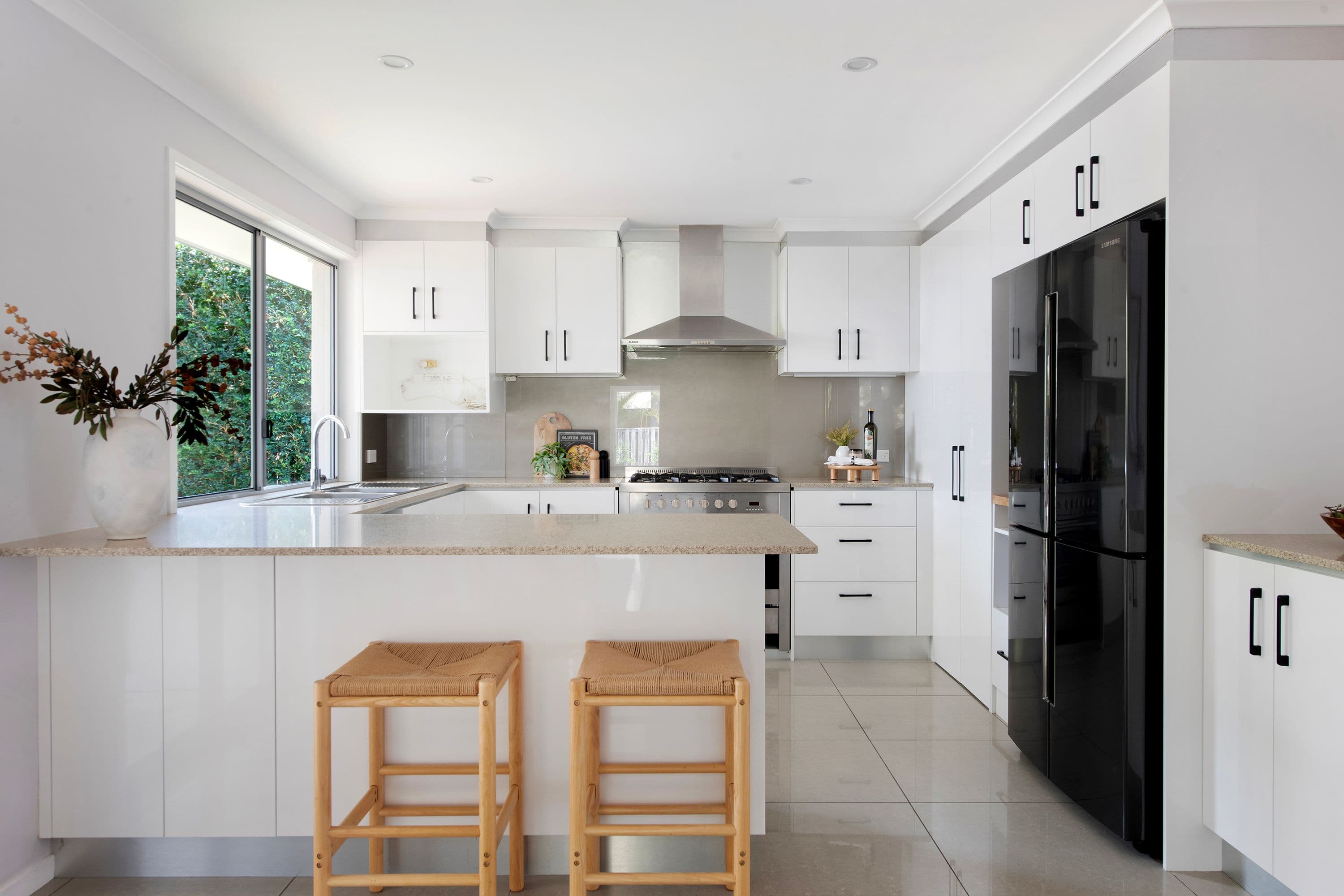 321 Rio Vista Boulevard , Mermaid Waters QLD 4218, Mermaid Waters - Thumbnail 4