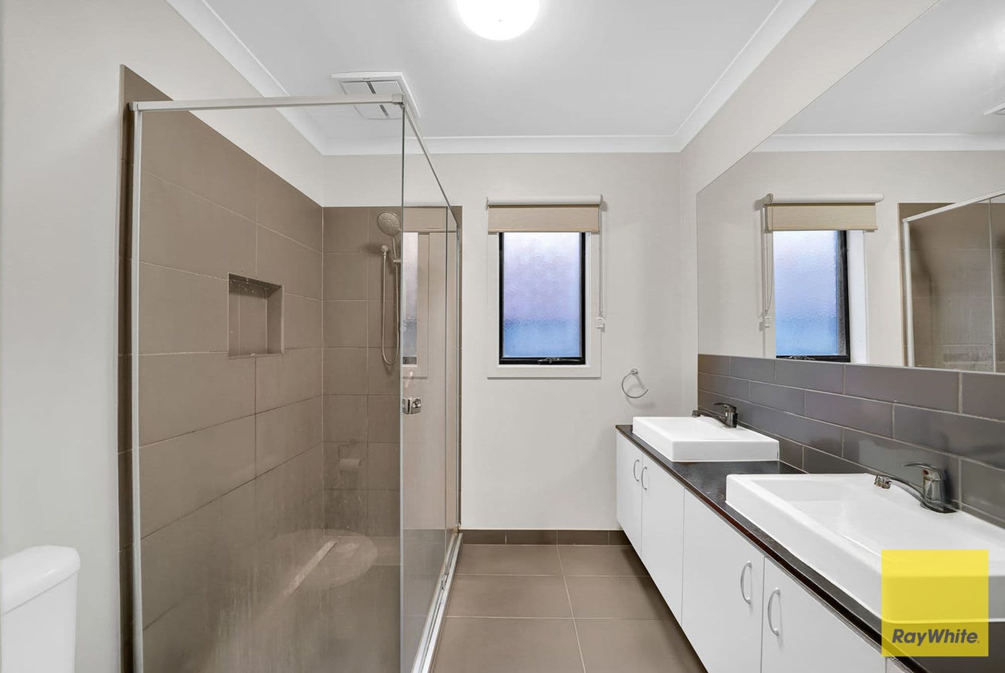 27 Rapa Drive , Tarneit VIC 3029, Tarneit - Thumbnail 3