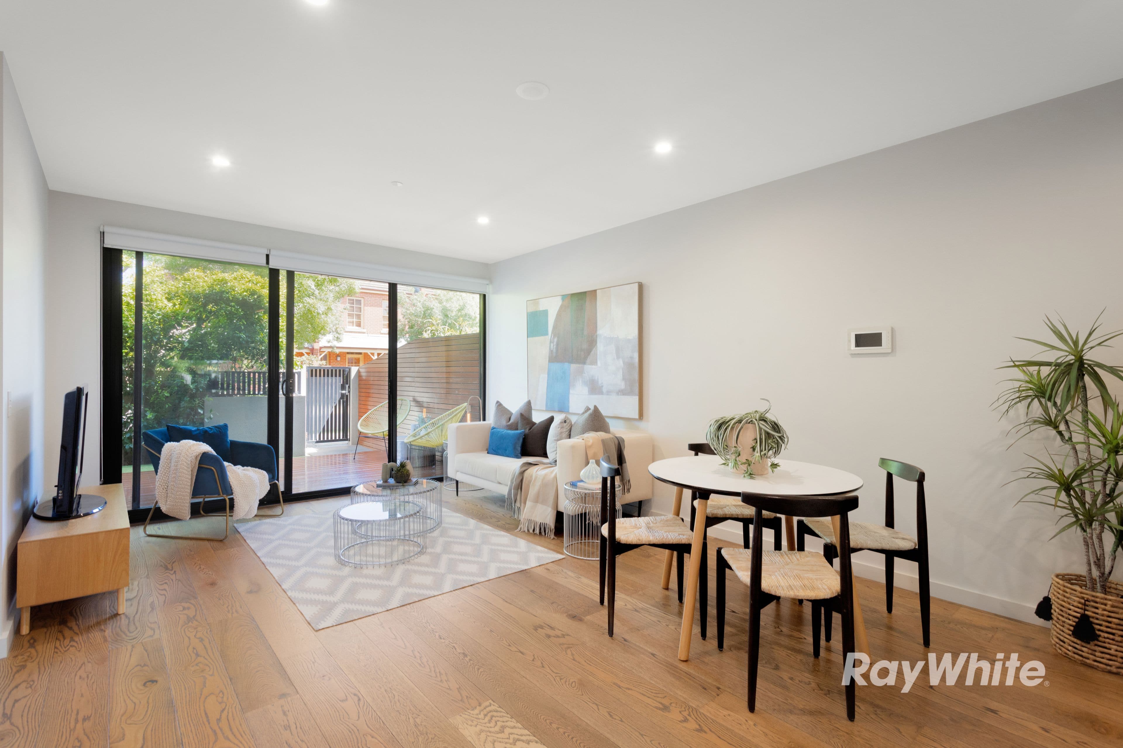16 Etna Street , Glen Huntly VIC 3163, Glen Huntly - Thumbnail 2
