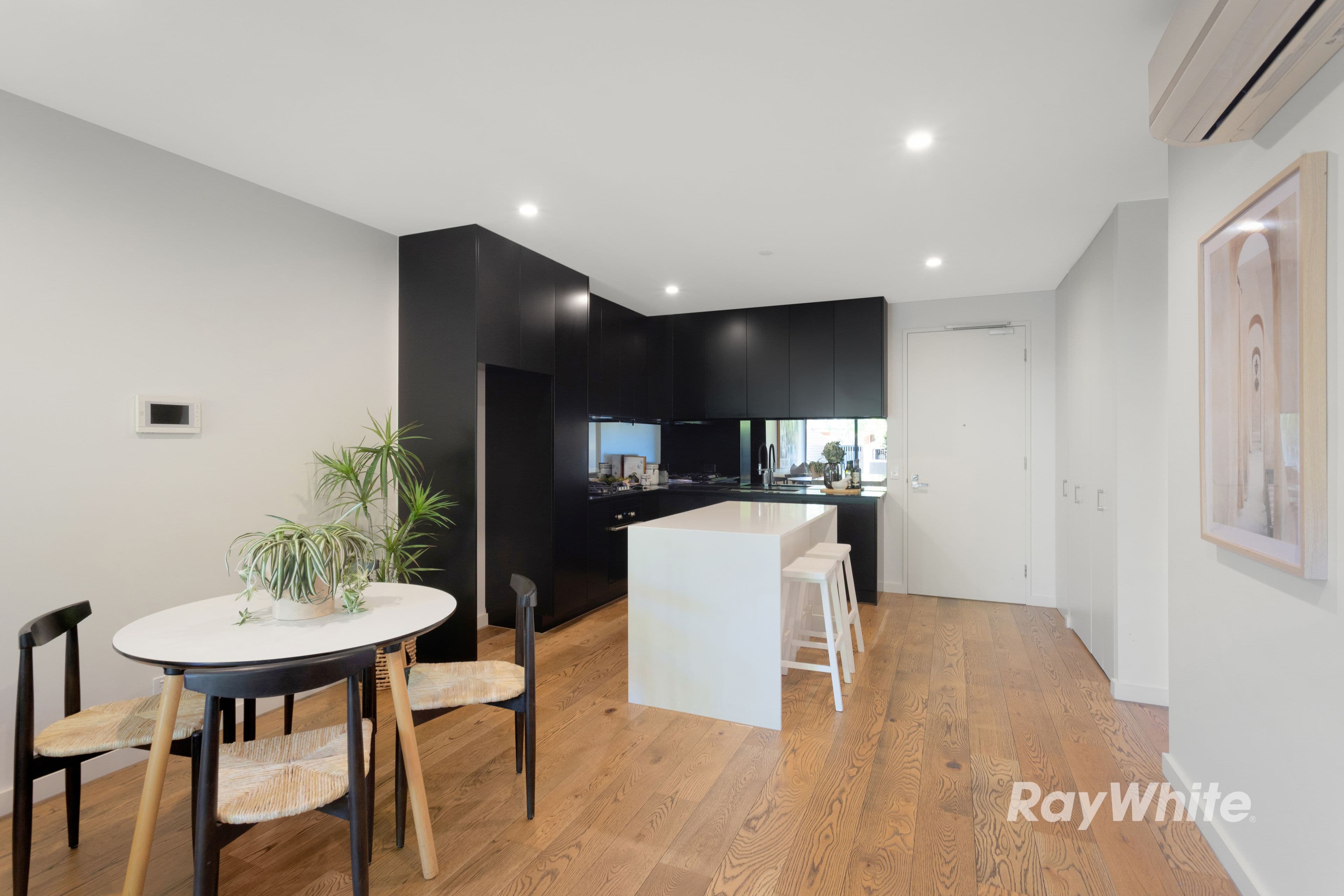 16 Etna Street , Glen Huntly VIC 3163, Glen Huntly - Thumbnail 4