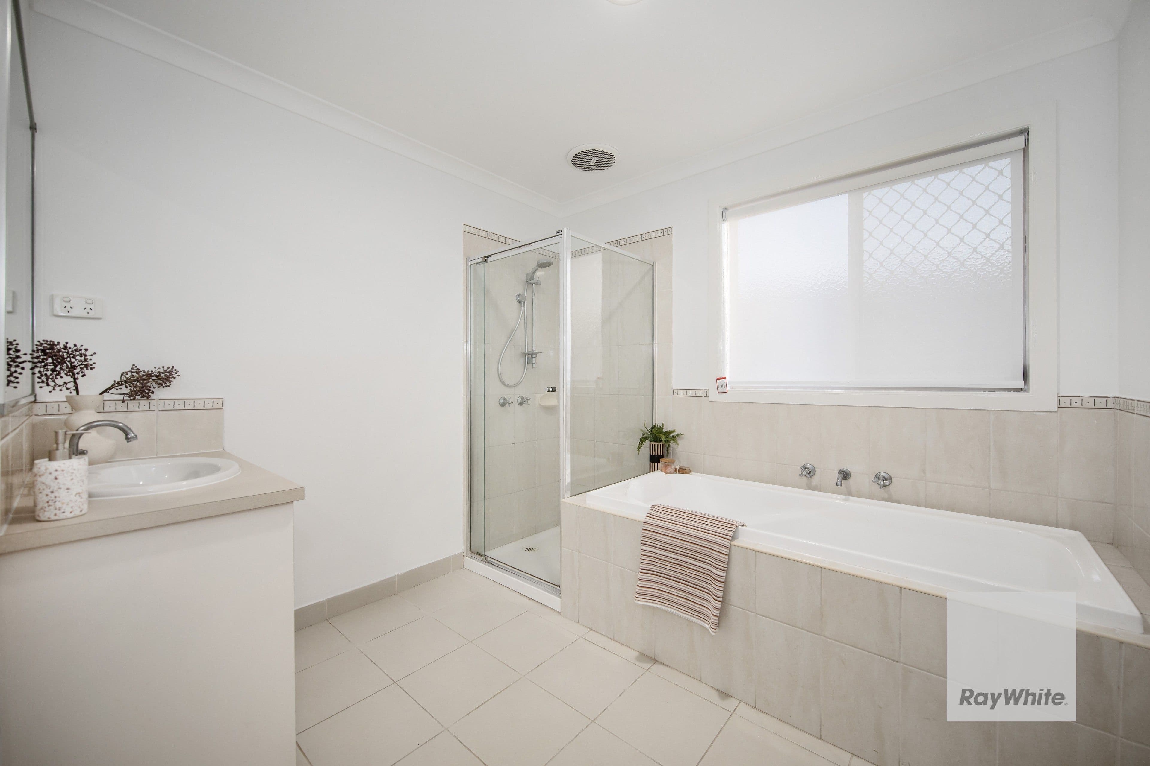 5 Addicott Way , Taylors Hill VIC 3037, Taylors Hill - Thumbnail 3