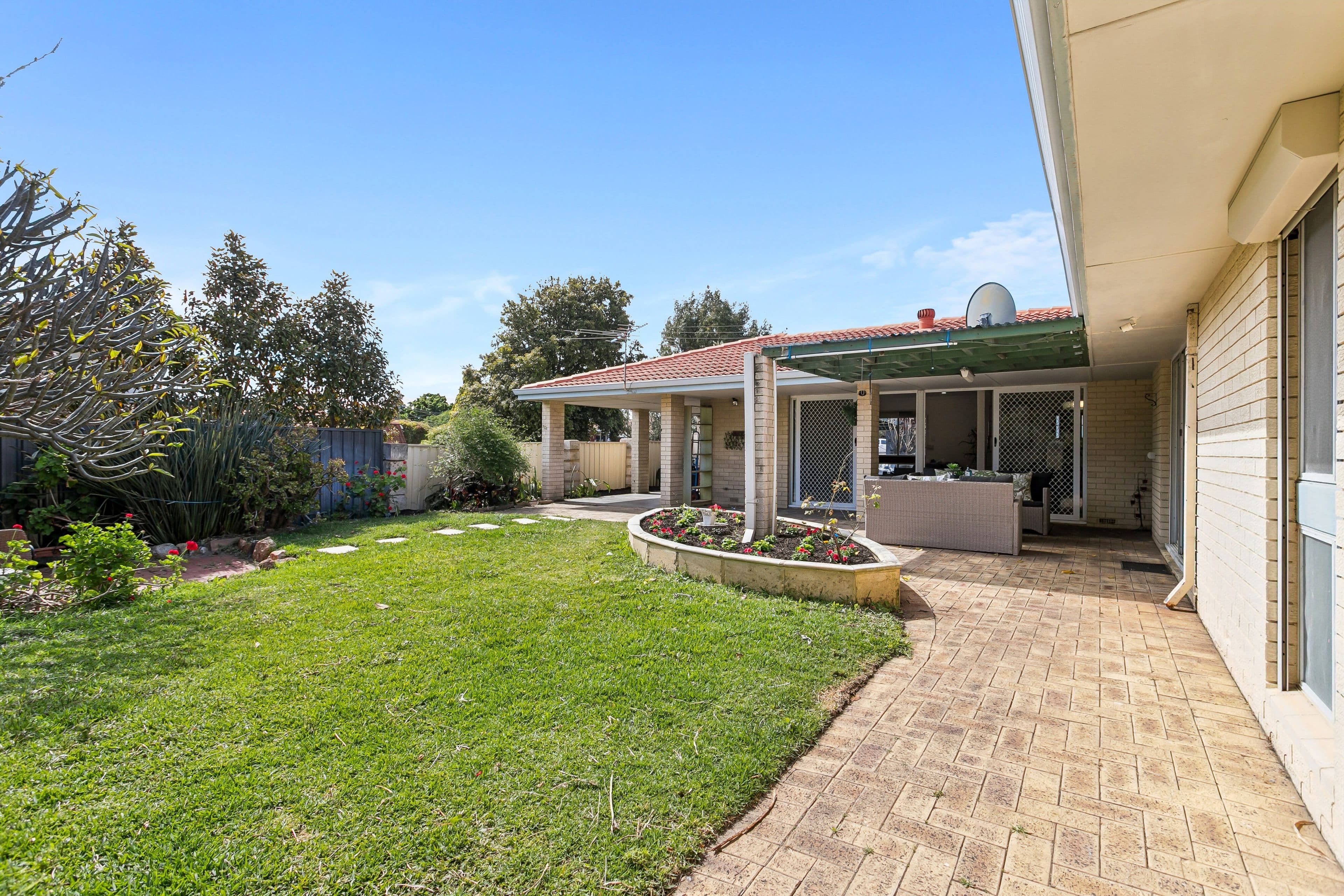 2 Adalia Street , Kallaroo WA 6025, Kallaroo - Thumbnail 3