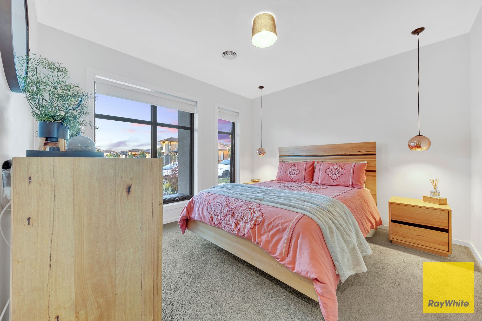 37 Kamala Drive , Tarneit VIC 3029, Tarneit - Thumbnail 2