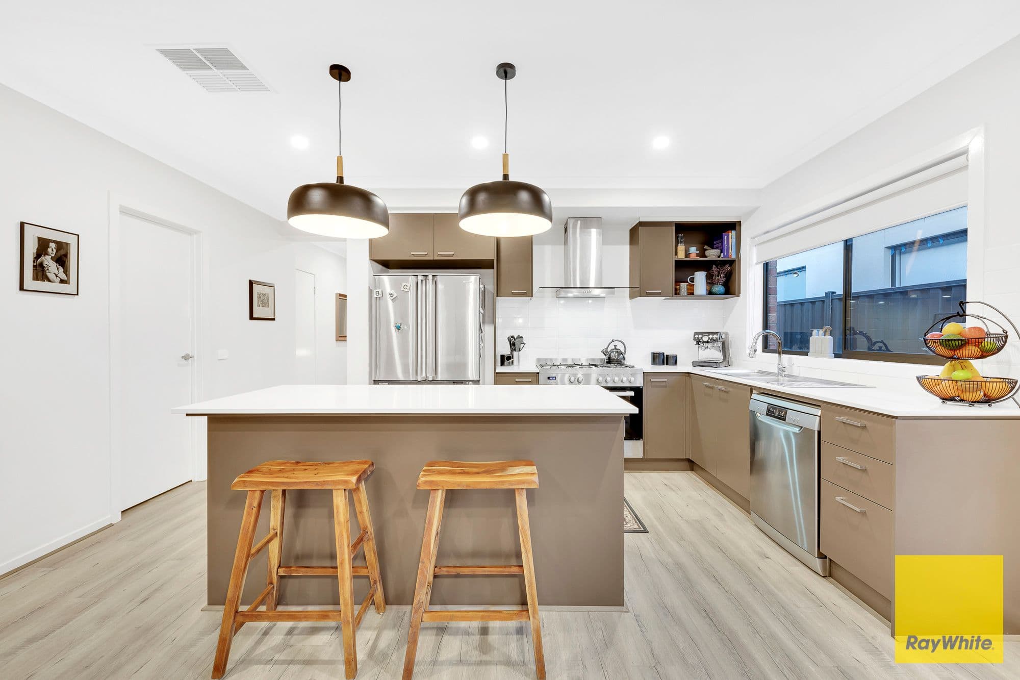37 Kamala Drive , Tarneit VIC 3029, Tarneit - Thumbnail 4