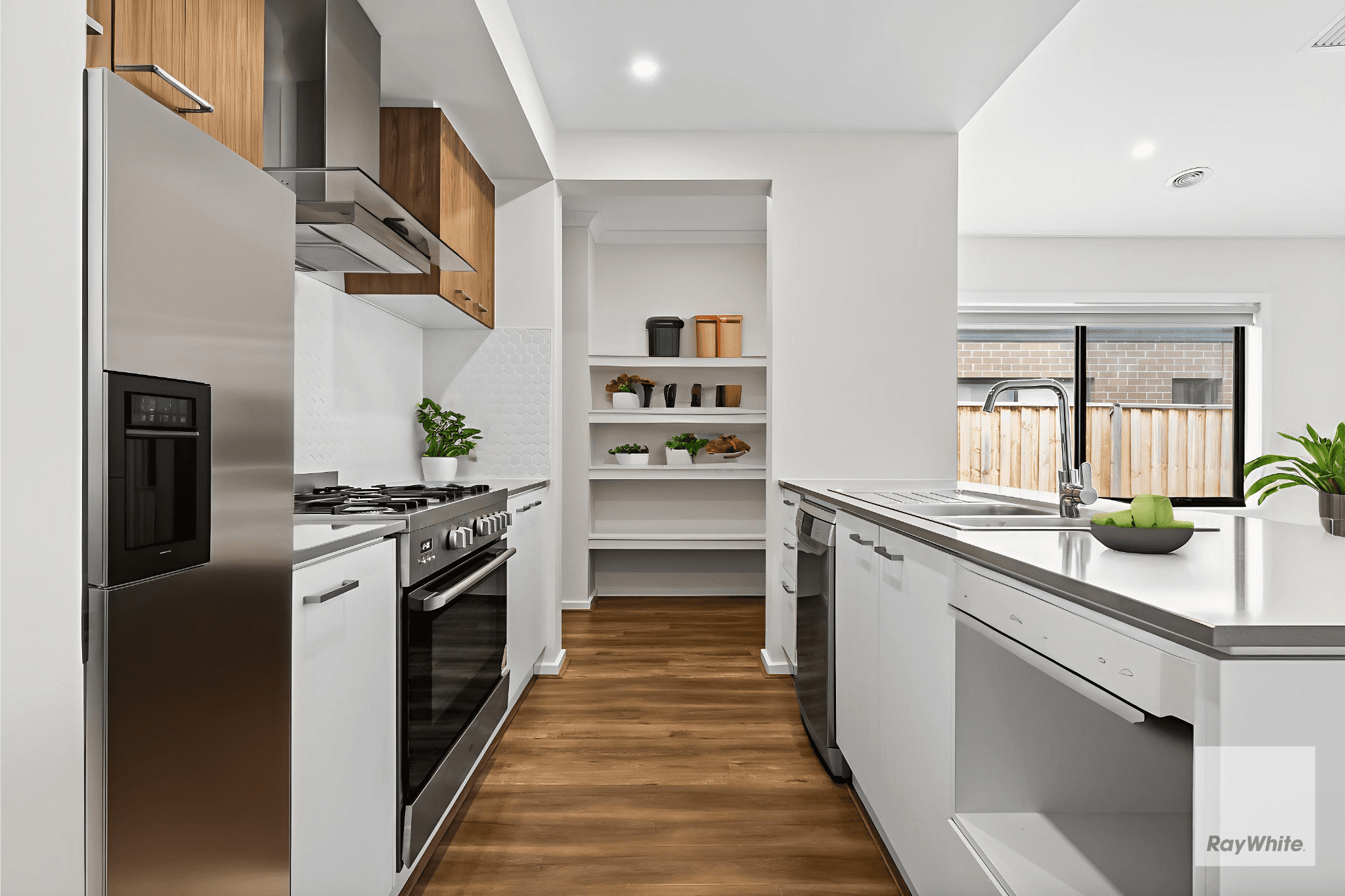 34 Stonneyburn Road , THORNHILL PARK VIC 3335, Thornhill Park - Thumbnail 5